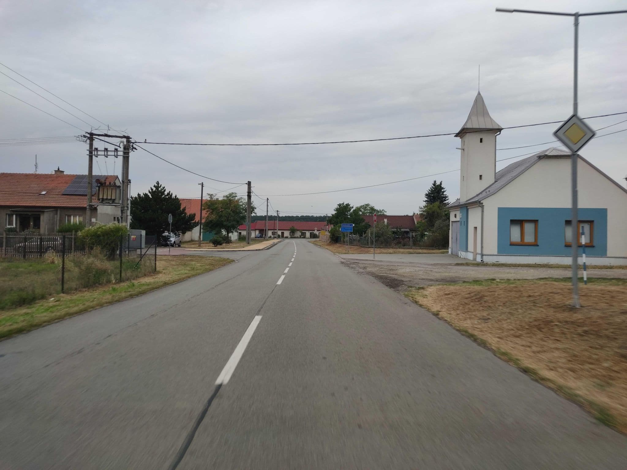 Street view near Kůlna, Drnholec — © martinpoljak (CC BY-SA · Mapillary)