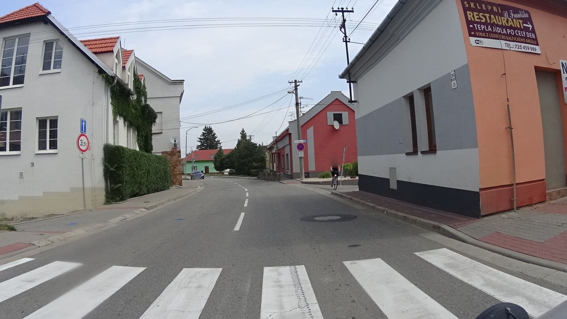 Street view near Ubytování U Františka, Podivín — © 468p (CC BY-SA · Mapillary)