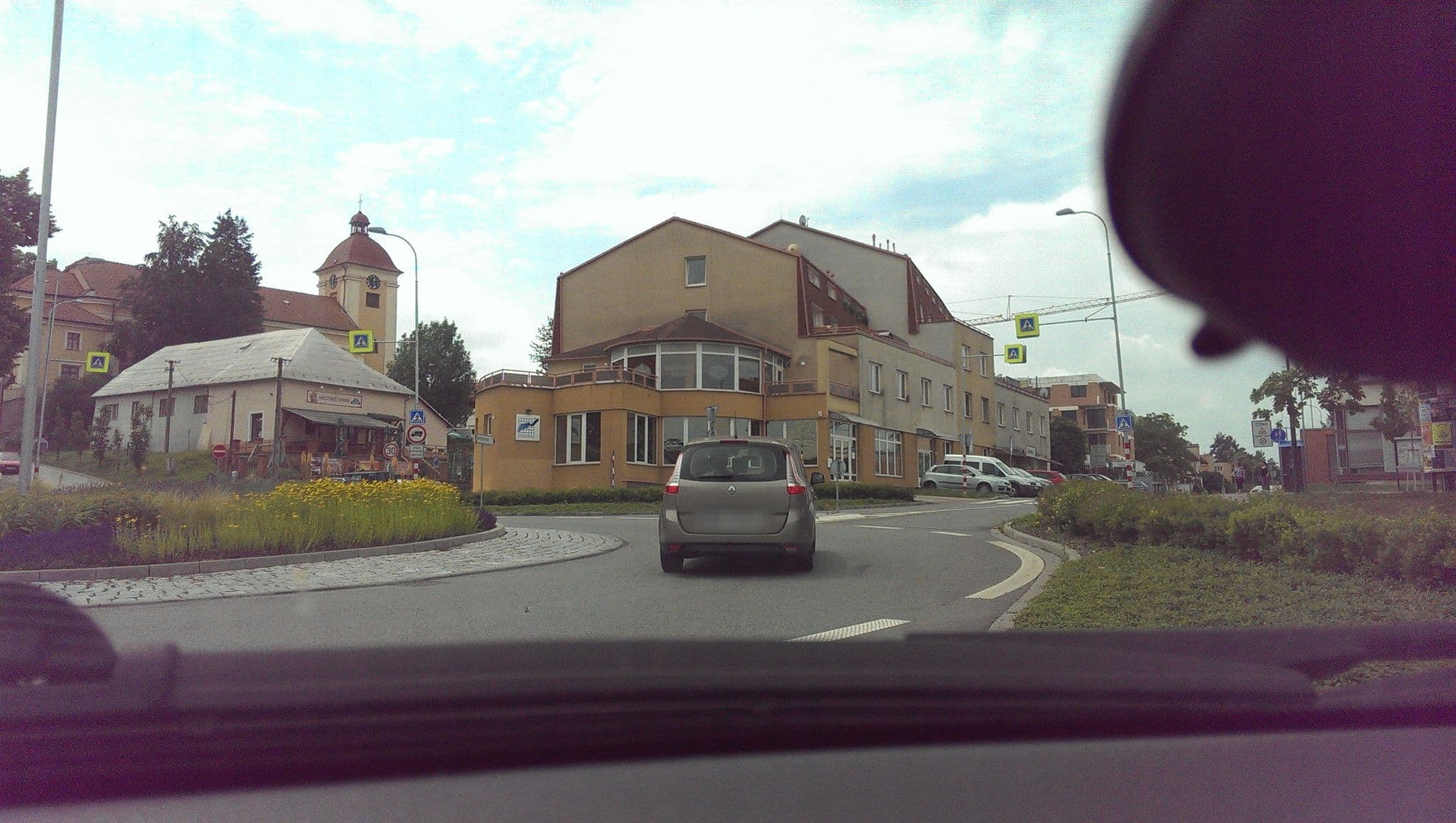 Street view near Baťov, Tečovice — © roraima (CC BY-SA · Mapillary)