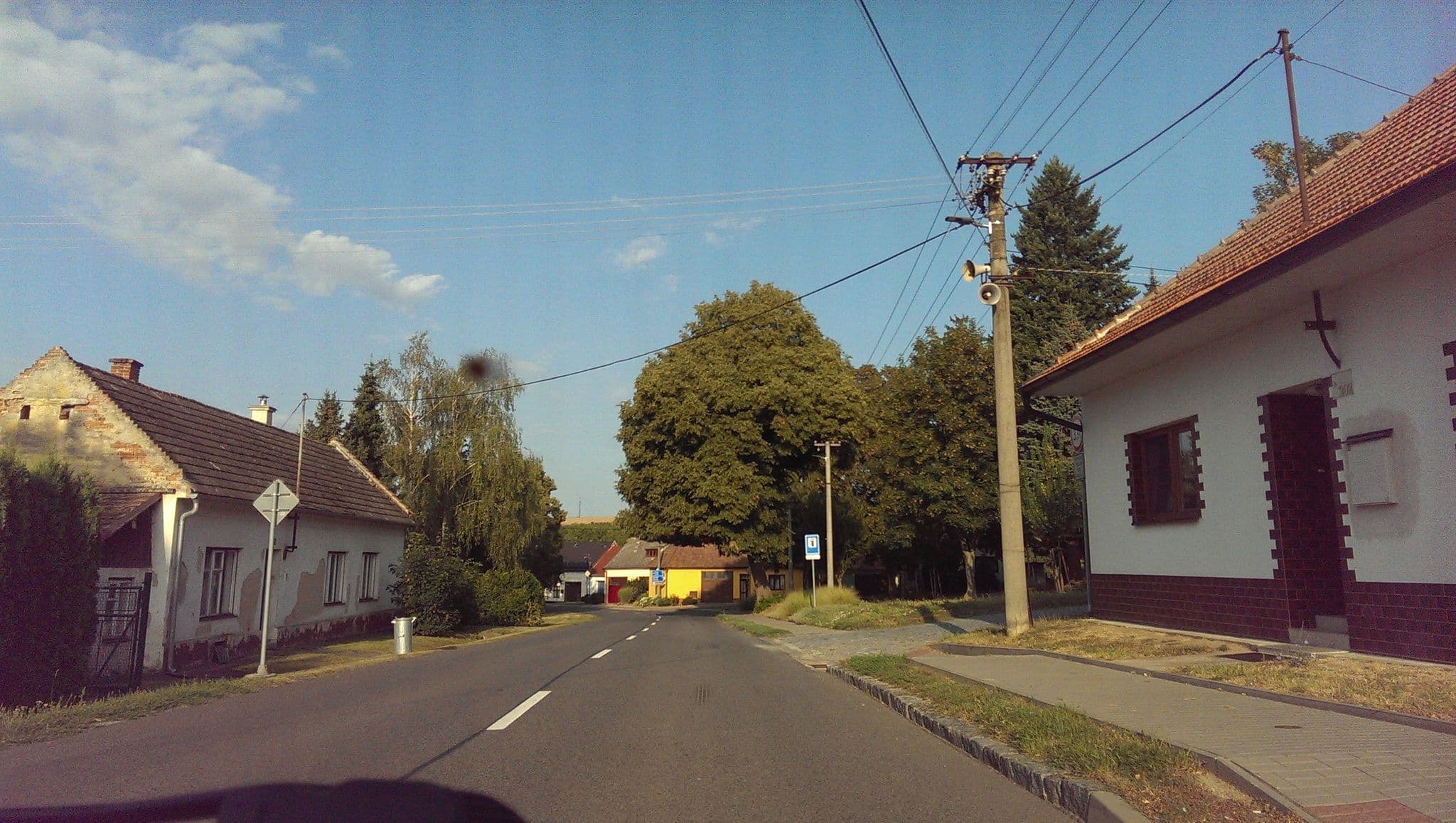 Street view near Penzion Malovany, Žeravice — © roraima (CC BY-SA · Mapillary)