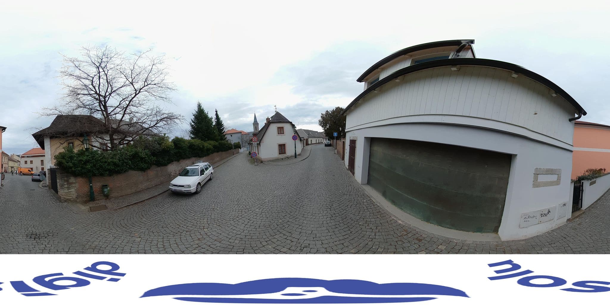 Street view near Libušina Vila, Kutná Hora — © ZdenekzDigisolu (CC BY-SA · Mapillary)