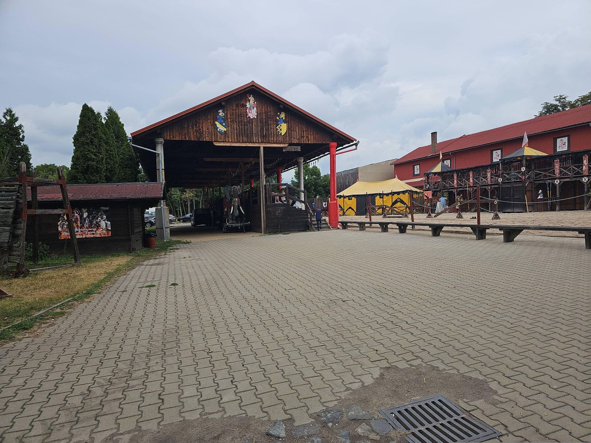 Street view near Medieval Hotel, Libáň — © DmitTrix (CC BY-SA · Mapillary)