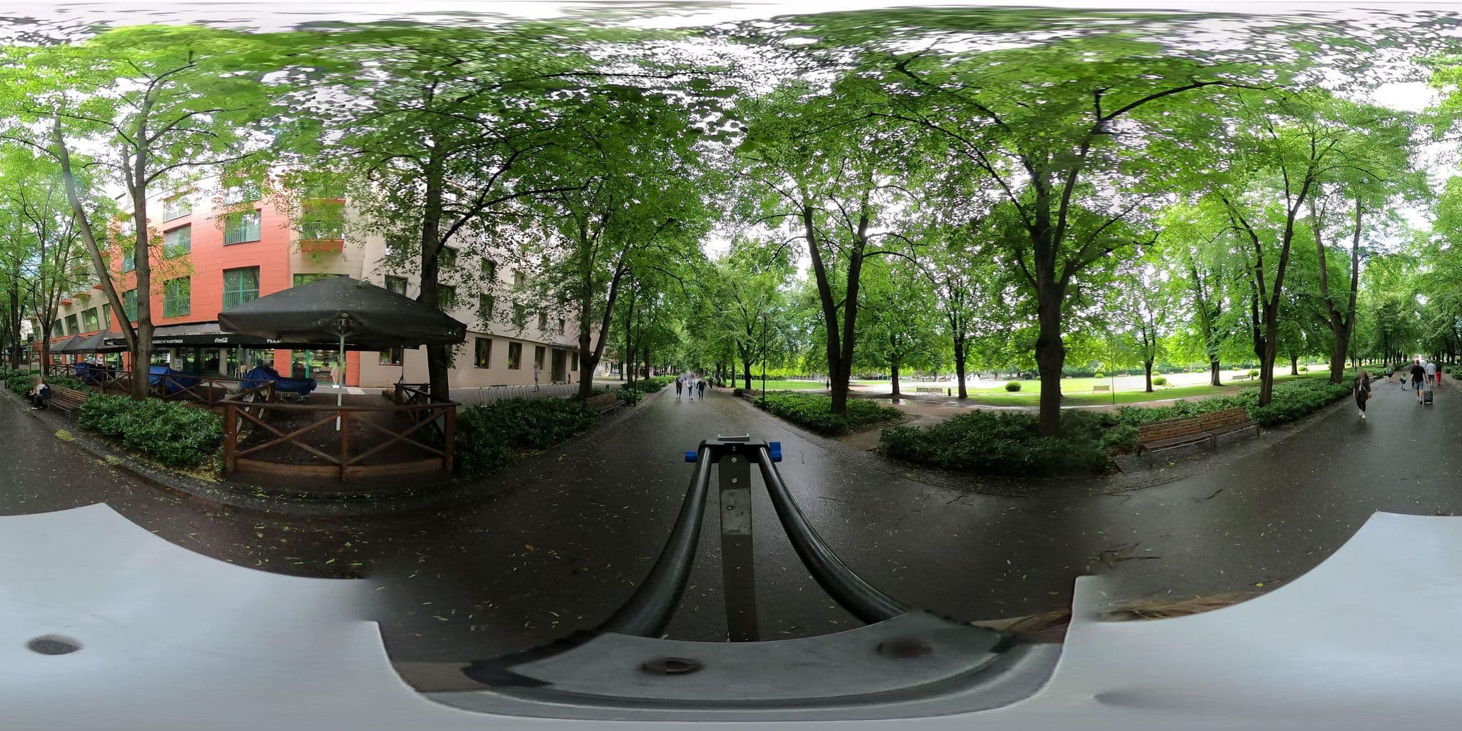 Street view near Lázeňský hotel PARK****, Poděbrady — © wegavision (CC BY-SA · Mapillary)