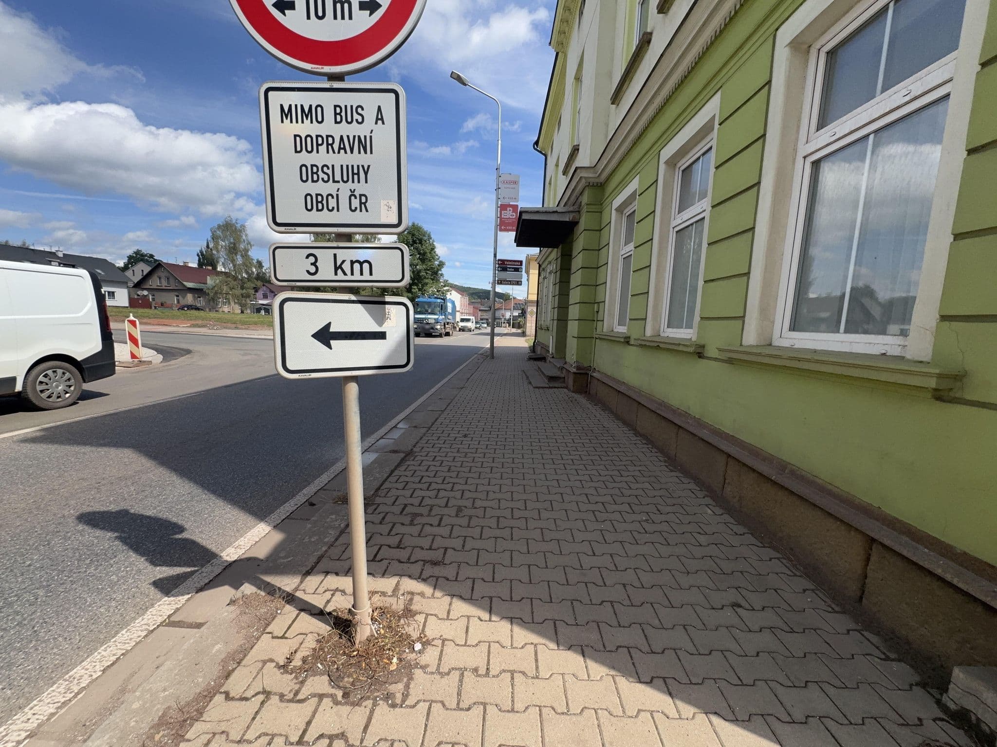 Street view near La Music Production, Trutnov — © ondrejlopatka (CC BY-SA · Mapillary)