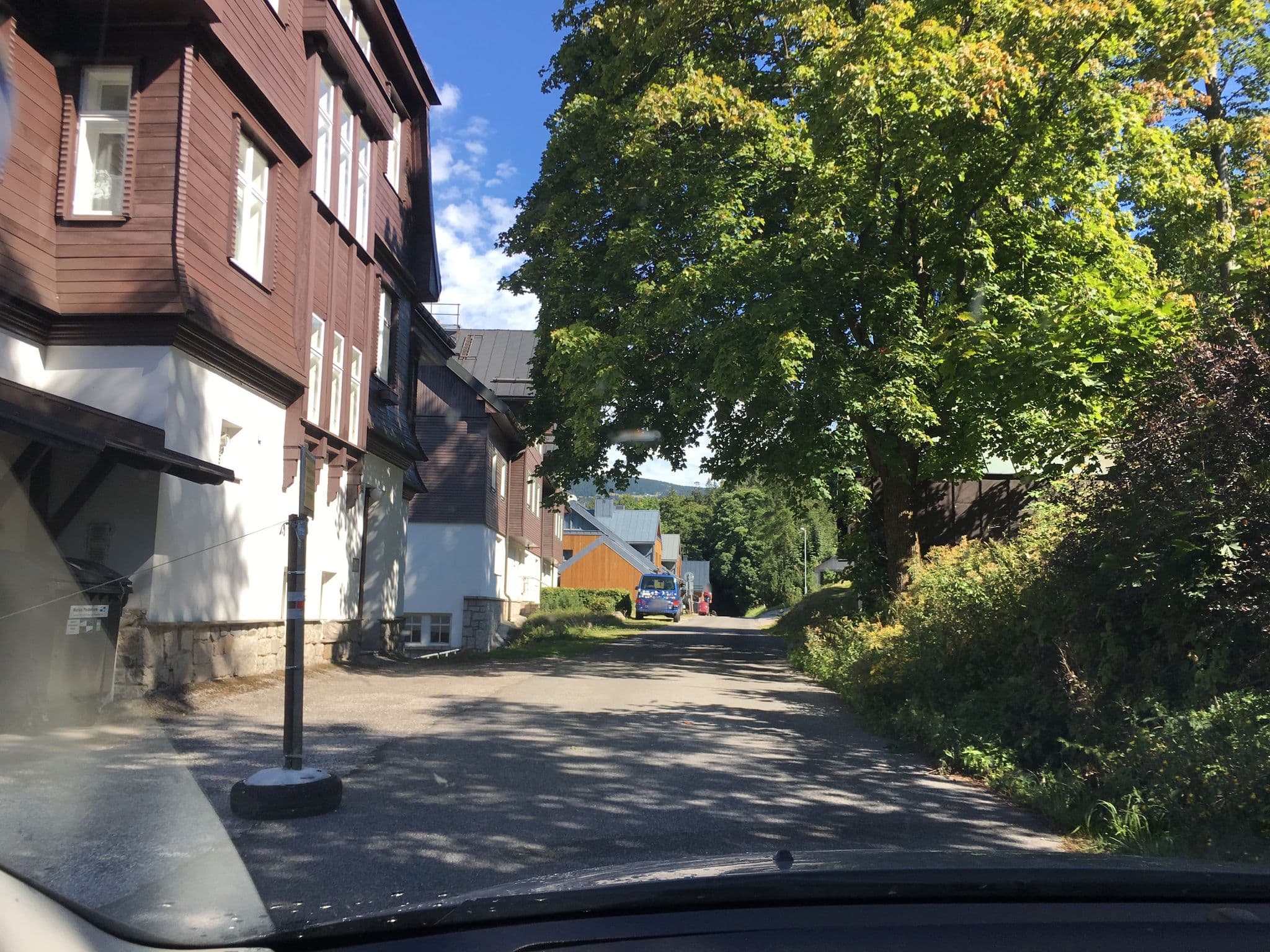 Street view near Pestalozza, Špindlerův Mlýn — © bejotel (CC BY-SA · Mapillary)