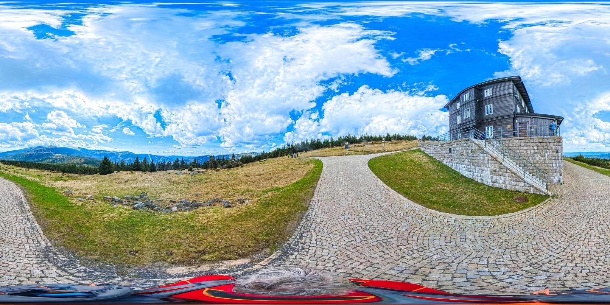 Street view near Petrova bouda, Špindlerův Mlýn — © Hol_Ger (CC BY-SA · Mapillary)