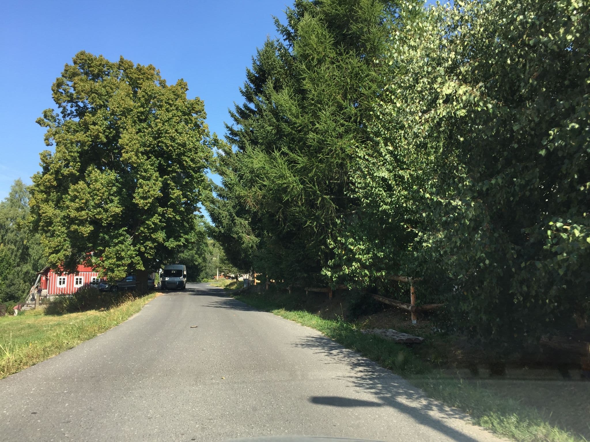 Street view near Farma Severák, Janov nad Nisou — © it_s_so_funny (CC BY-SA · Mapillary)