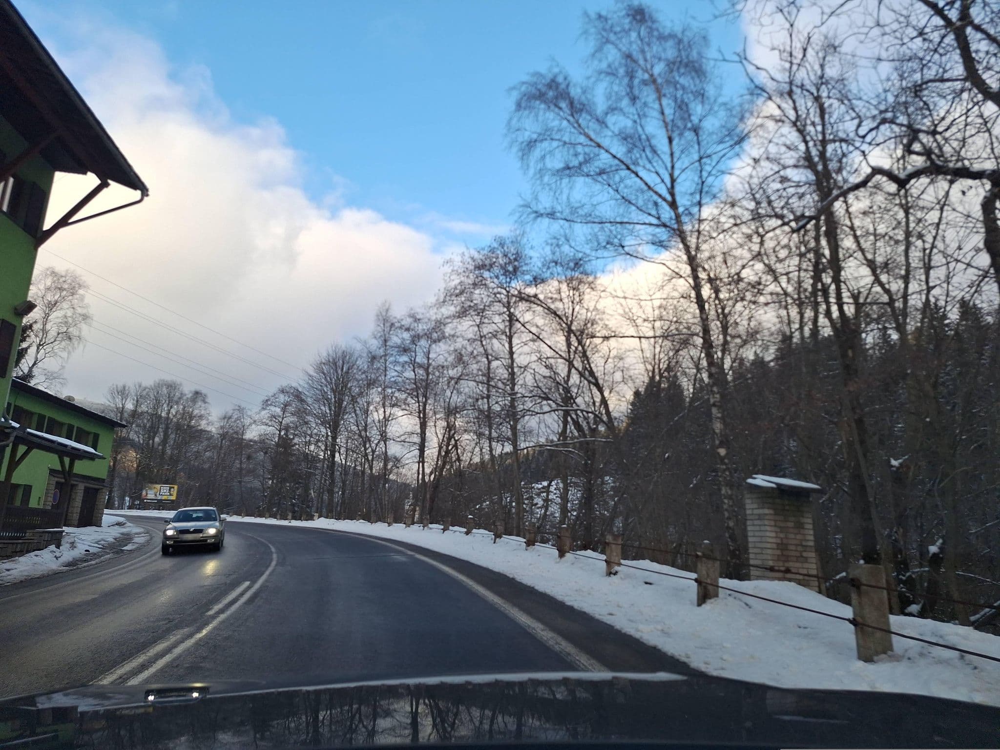 Street view near Jasanka, Špindlerův Mlýn — © gob (CC BY-SA · Mapillary)