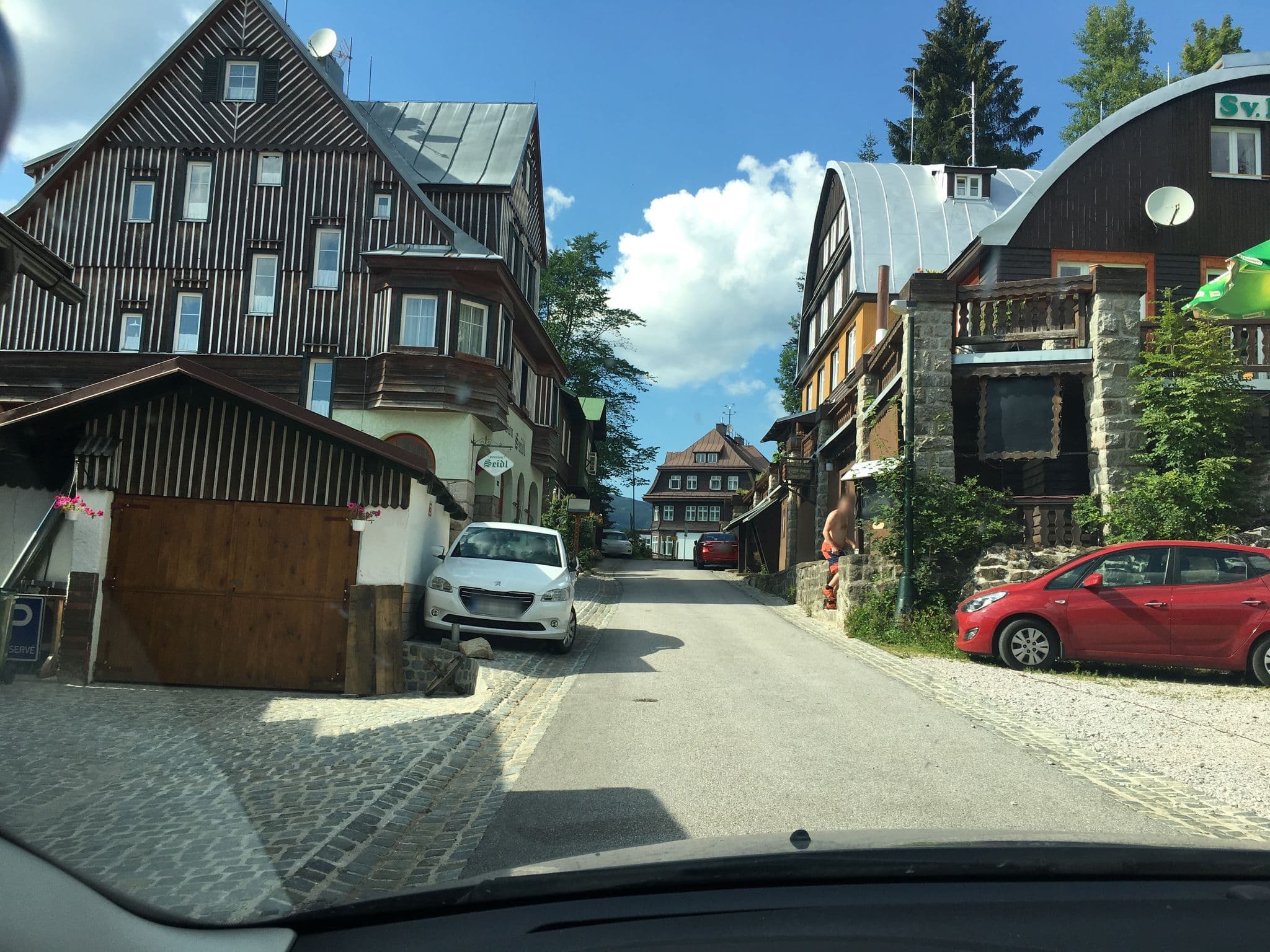 Street view near Pension Jaruska, Špindlerův Mlýn — © bejotel (CC BY-SA · Mapillary)