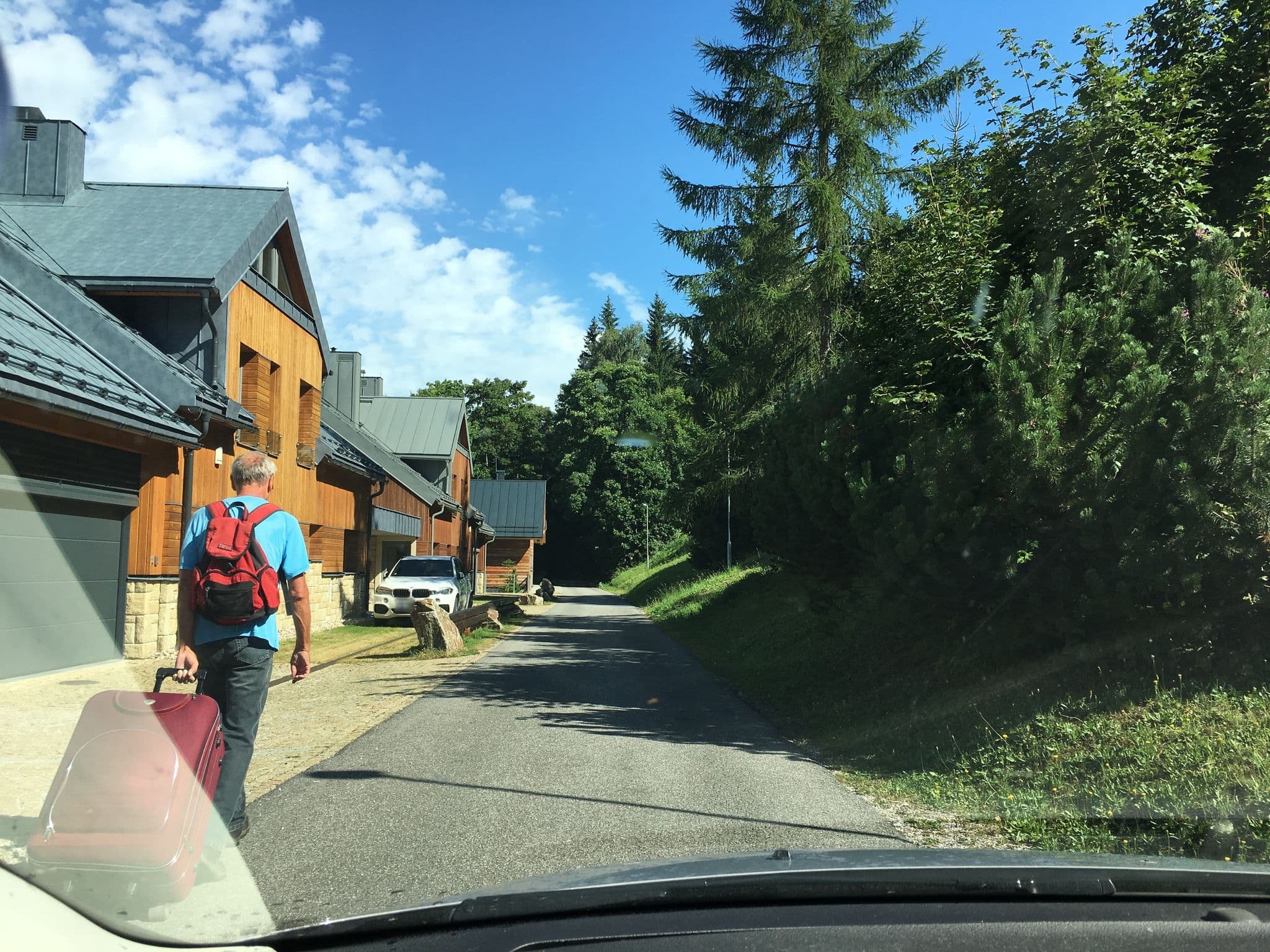 Street view near Spindleruv Mlyn Depandance, Špindlerův Mlýn — © bejotel (CC BY-SA · Mapillary)