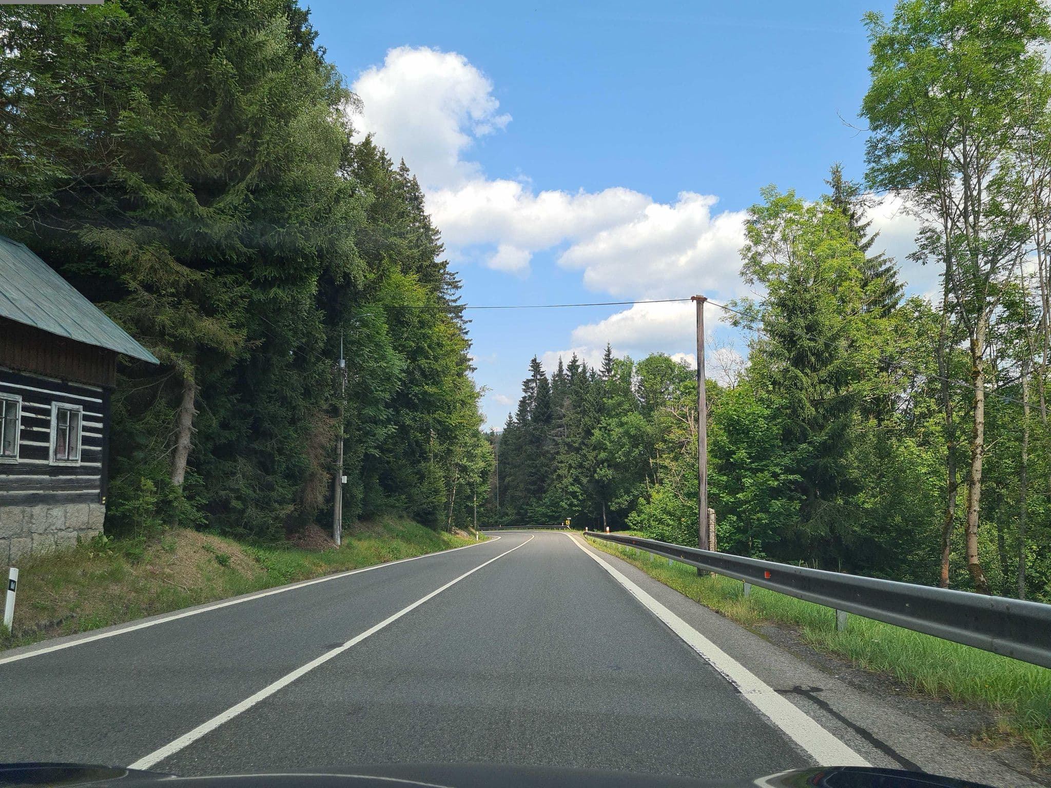Street view near Chata Tučňák 2, Kořenov — © kino (CC BY-SA · Mapillary)