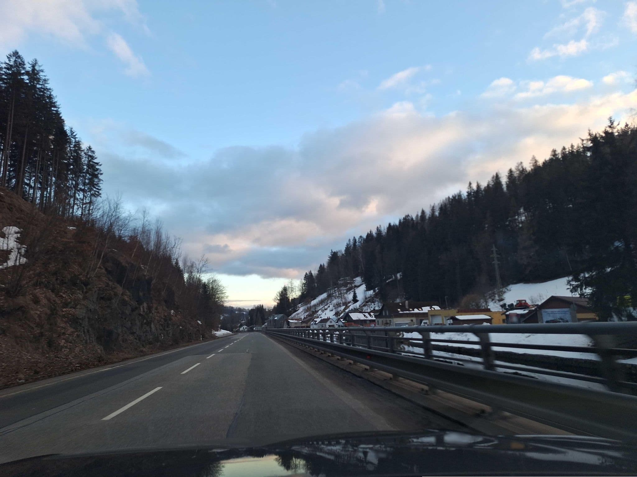 Street view near Eden Herlikovice, Benecko — © gob (CC BY-SA · Mapillary)
