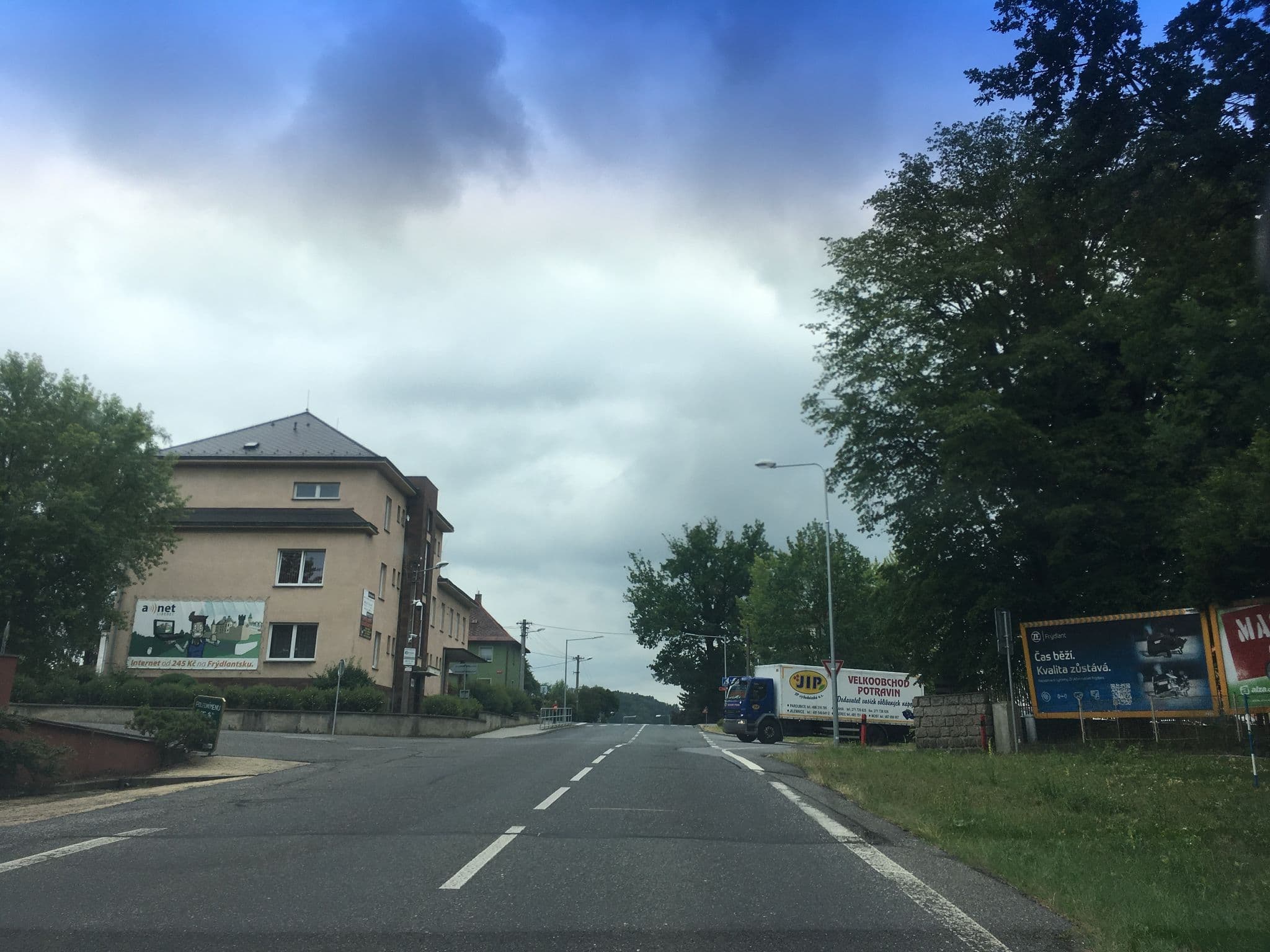 Street view near Motel Daniela, Frýdlant — © dasza (CC BY-SA · Mapillary)