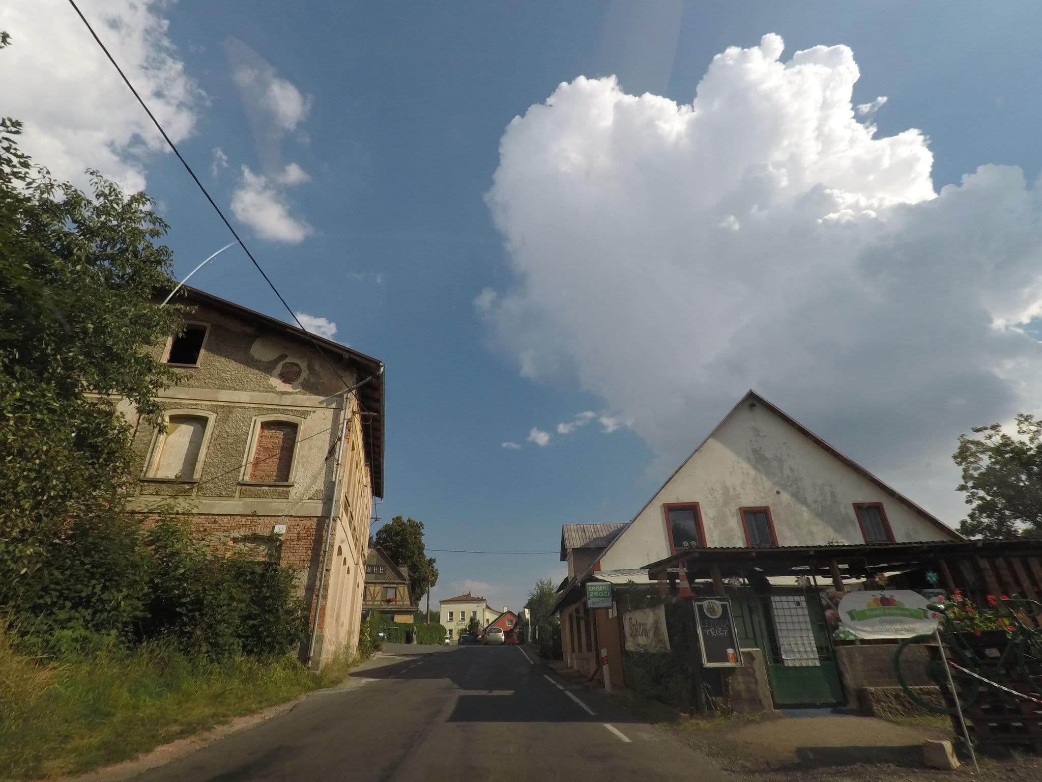 Street view near Pension Ovečka, Radvanice — © canadarunner (CC BY-SA · Mapillary)