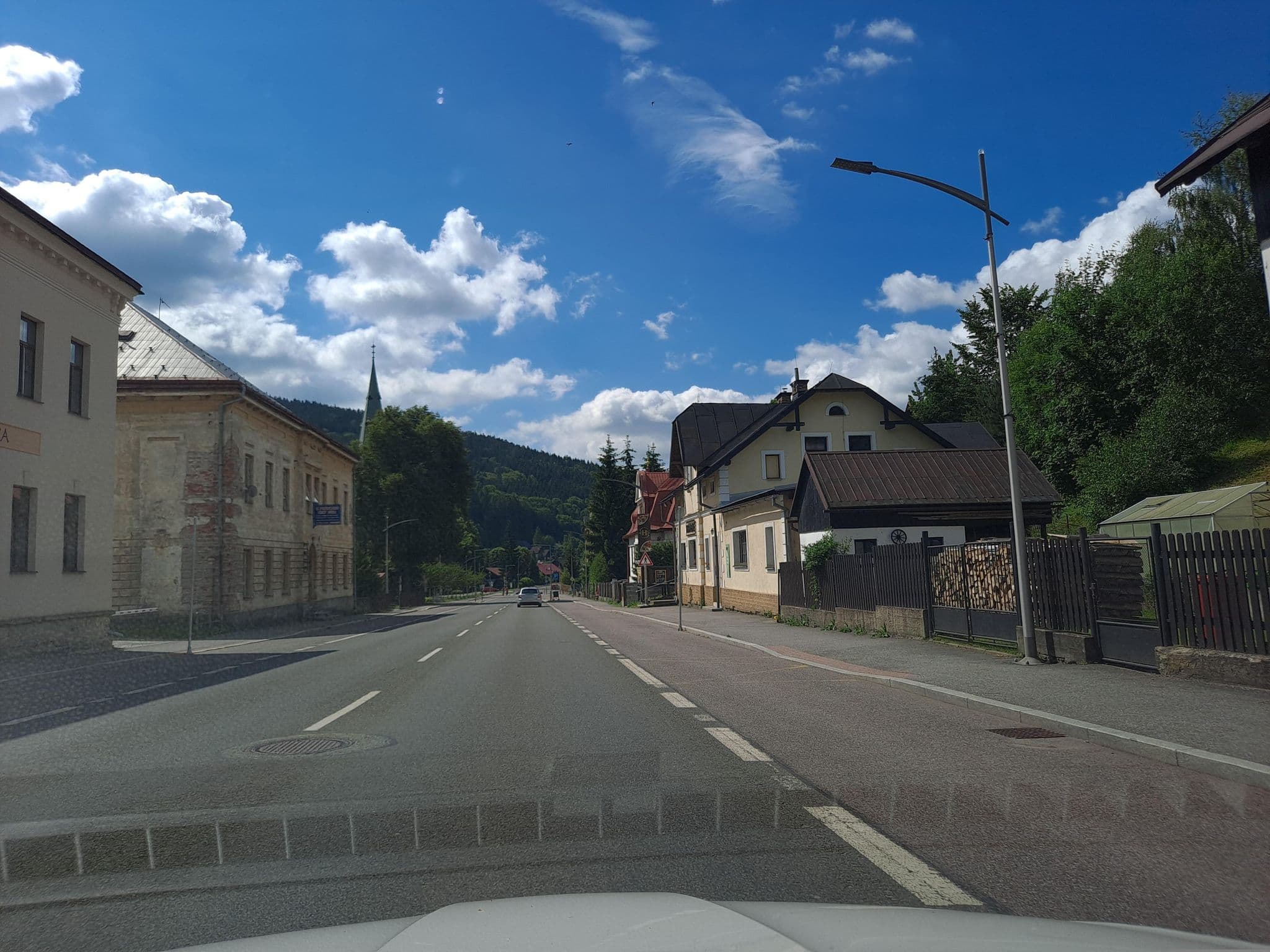 Street view near Modrý Dům, Svoboda nad Úpou — © gob (CC BY-SA · Mapillary)