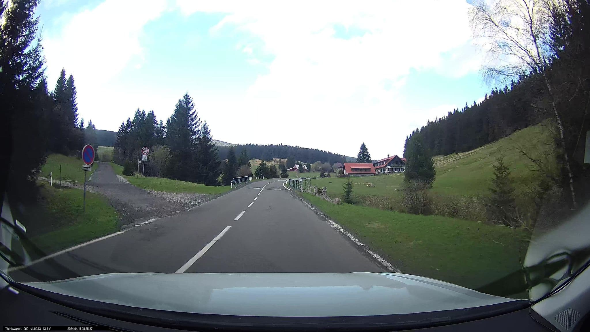 Street view near Chata FTVS, Žacléř — © maxim752 (CC BY-SA · Mapillary)