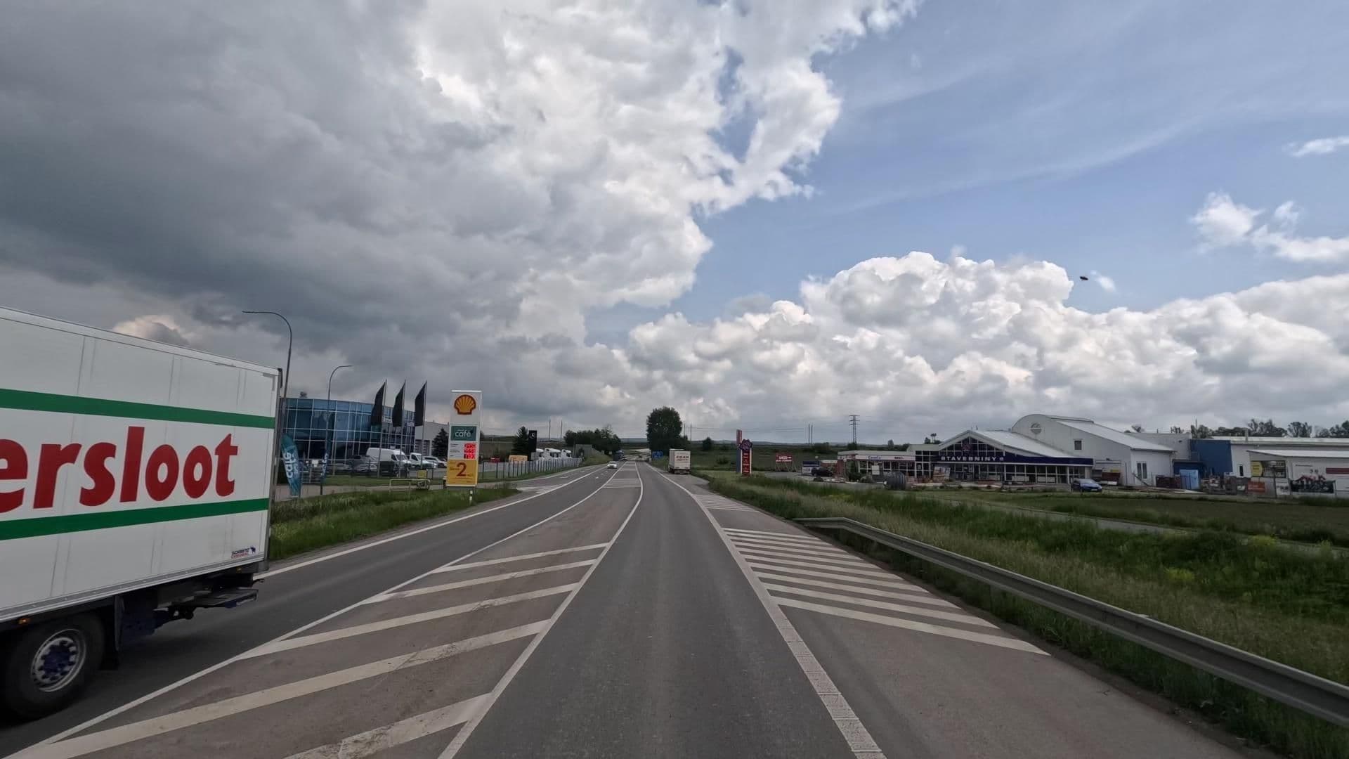 Street view near Motorest na pumpě, Svitavy — © bct (CC BY-SA · Mapillary)