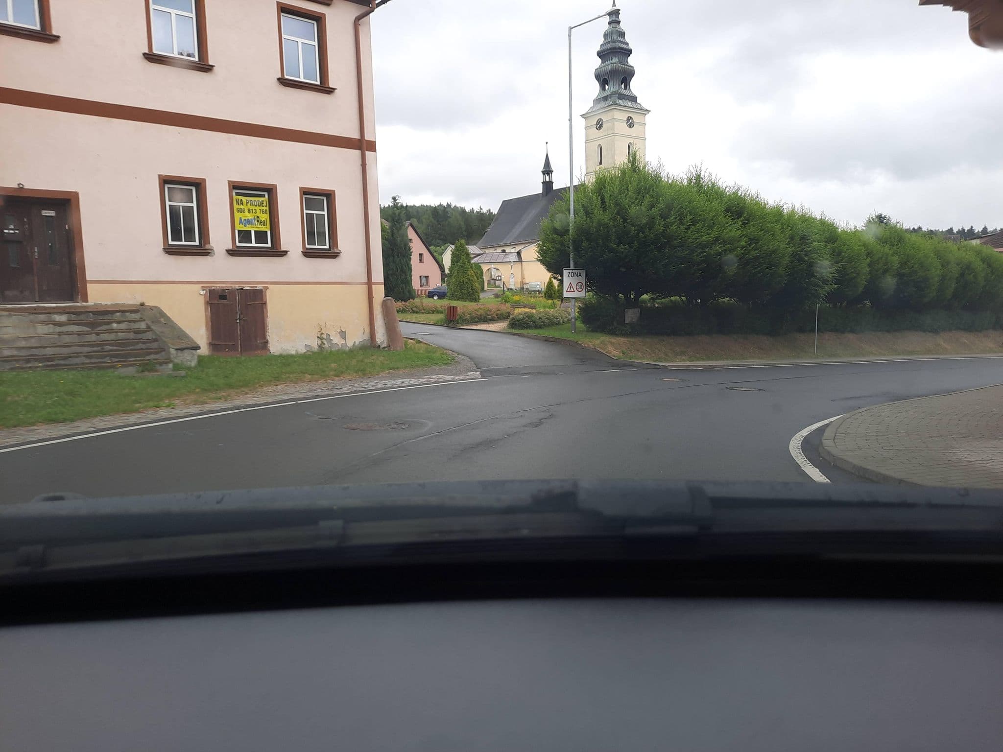 Street view near Penzion Stare Mesto, Hanušovice — © ondrejlopatka (CC BY-SA · Mapillary)