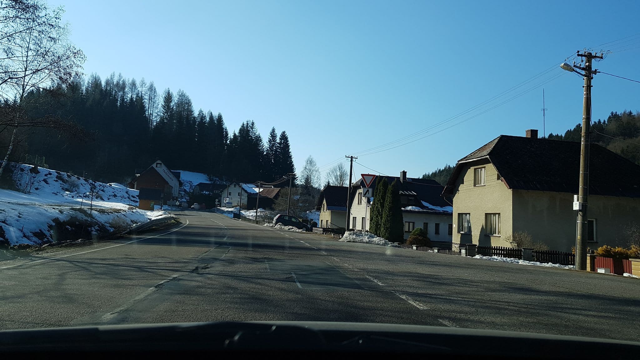 Street view near Penzion Losin, Hanušovice — © richardc (CC BY-SA · Mapillary)