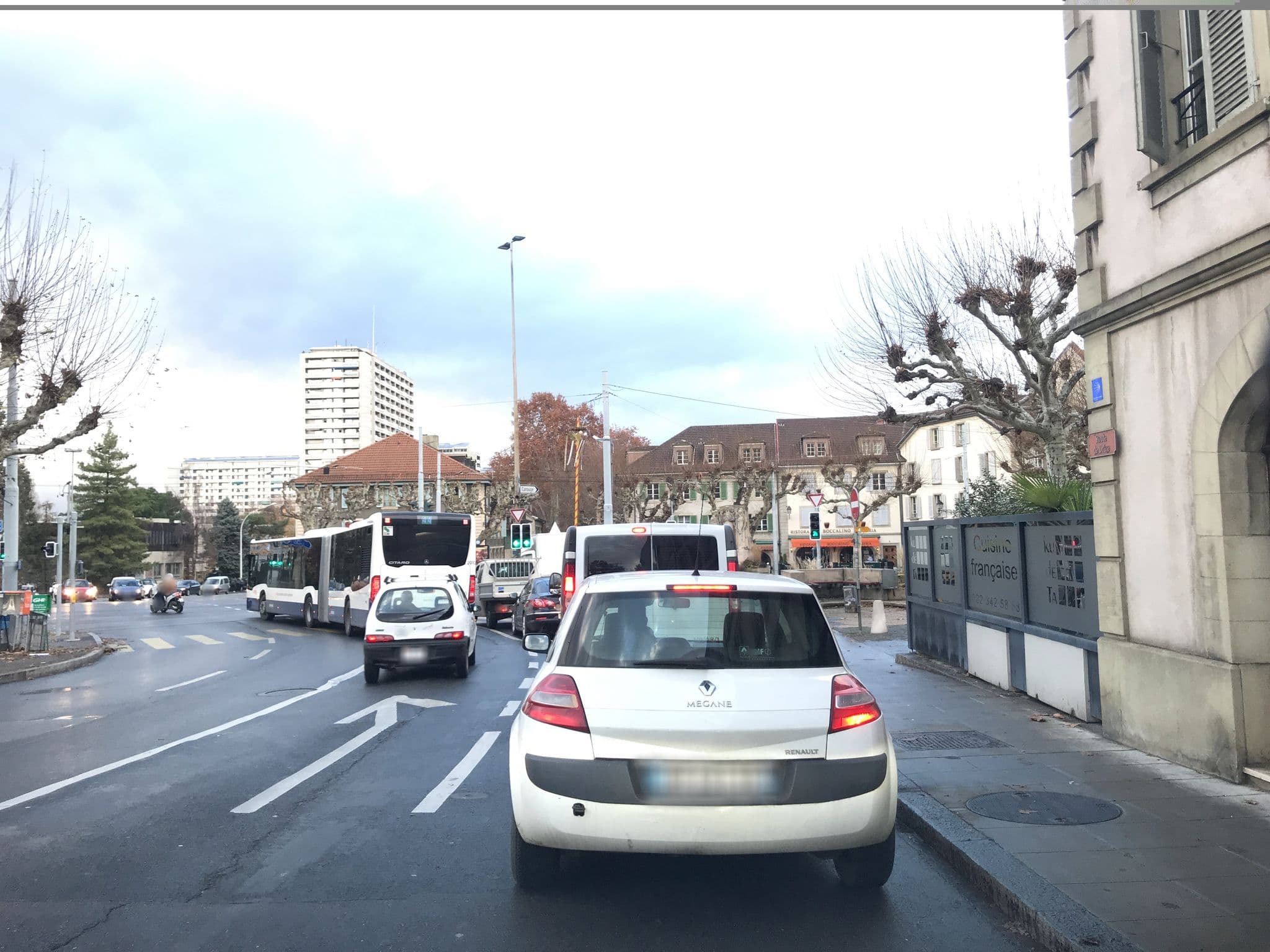 Street view near Hotel le Drize, Carouge — © unmap (CC BY-SA · Mapillary)