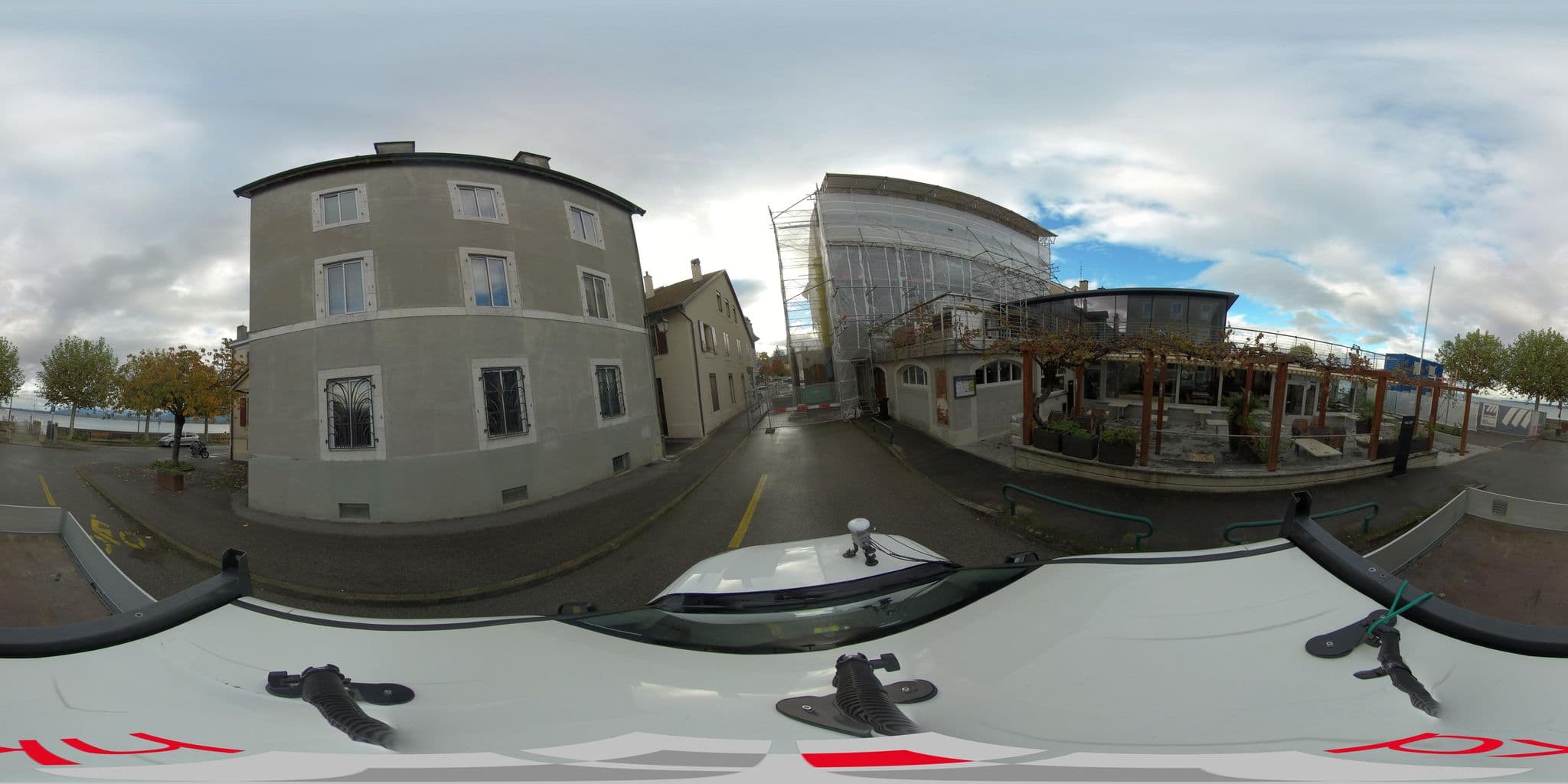 Street view near Hotel Les Balances, Versoix — © hkdvd (CC BY-SA · Mapillary)