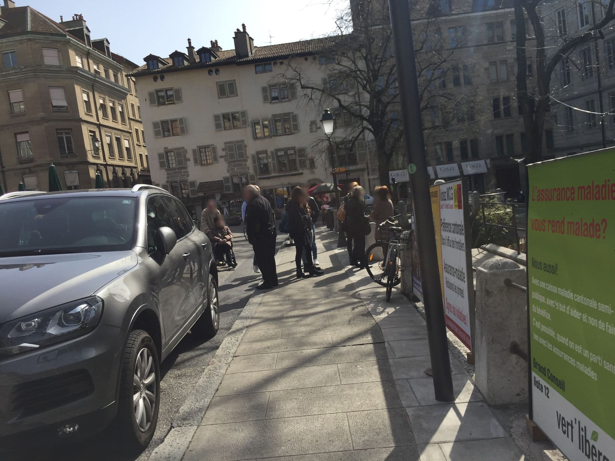 Street view near Historical Studio in the Old Town, Geneva — © thepriben (CC BY-SA · Mapillary)