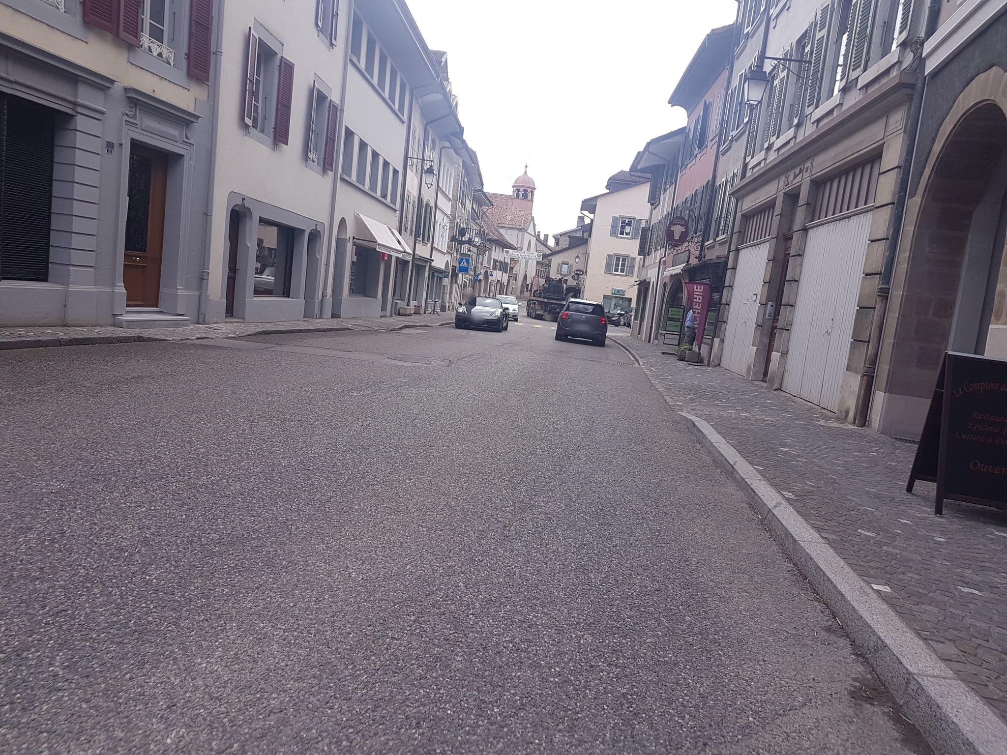 Street view near Hotel du Lac, Coppet — © changchun1 (CC BY-SA · Mapillary)
