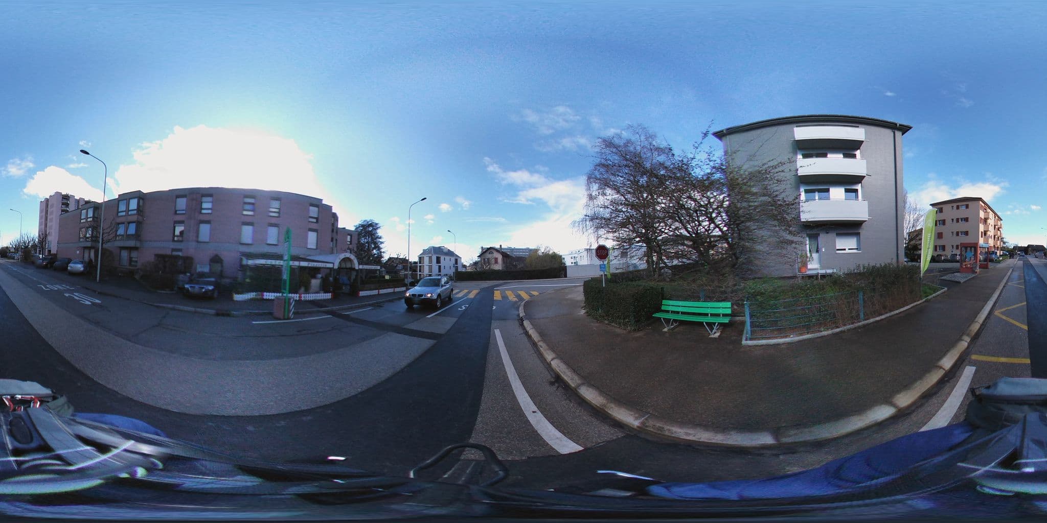 Street view near Room 21, Nyon — © mflamm (CC BY-SA · Mapillary)