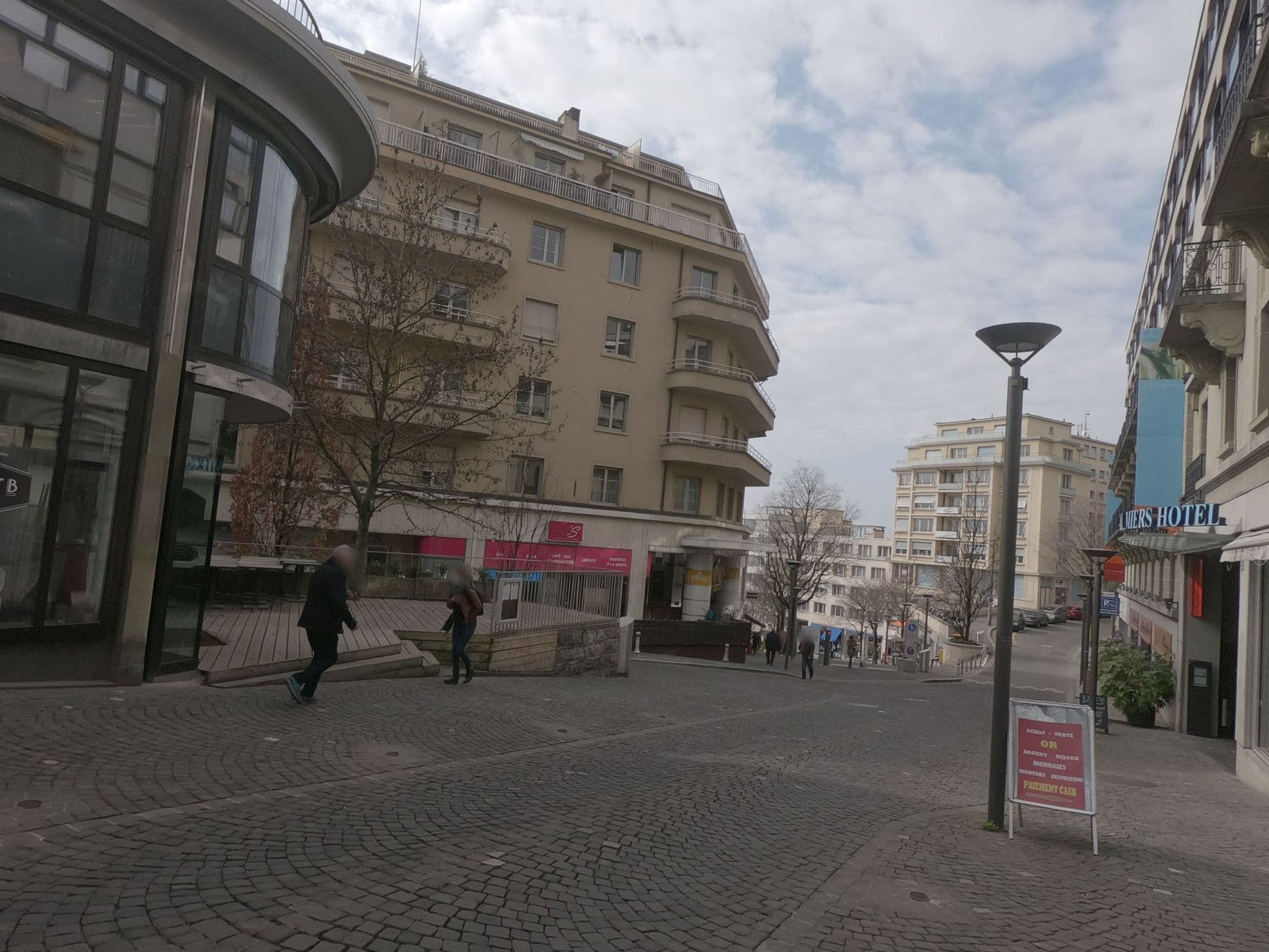 Street view near في لوبي الفندق 💕, Lausanne — © gp5mutz (CC BY-SA · Mapillary)