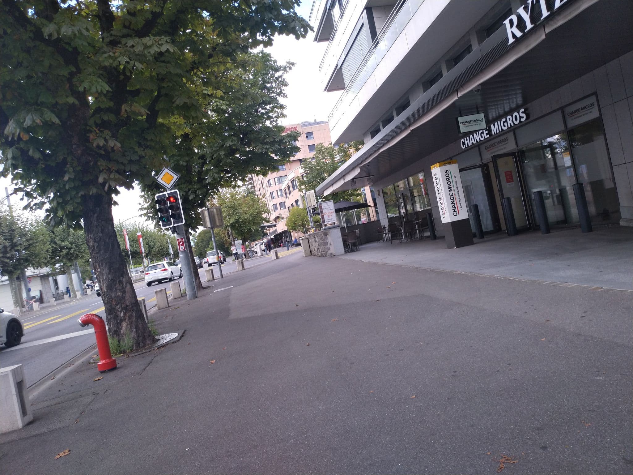 Street view near Soroptimist, Lausanne — © pablopita (CC BY-SA · Mapillary)