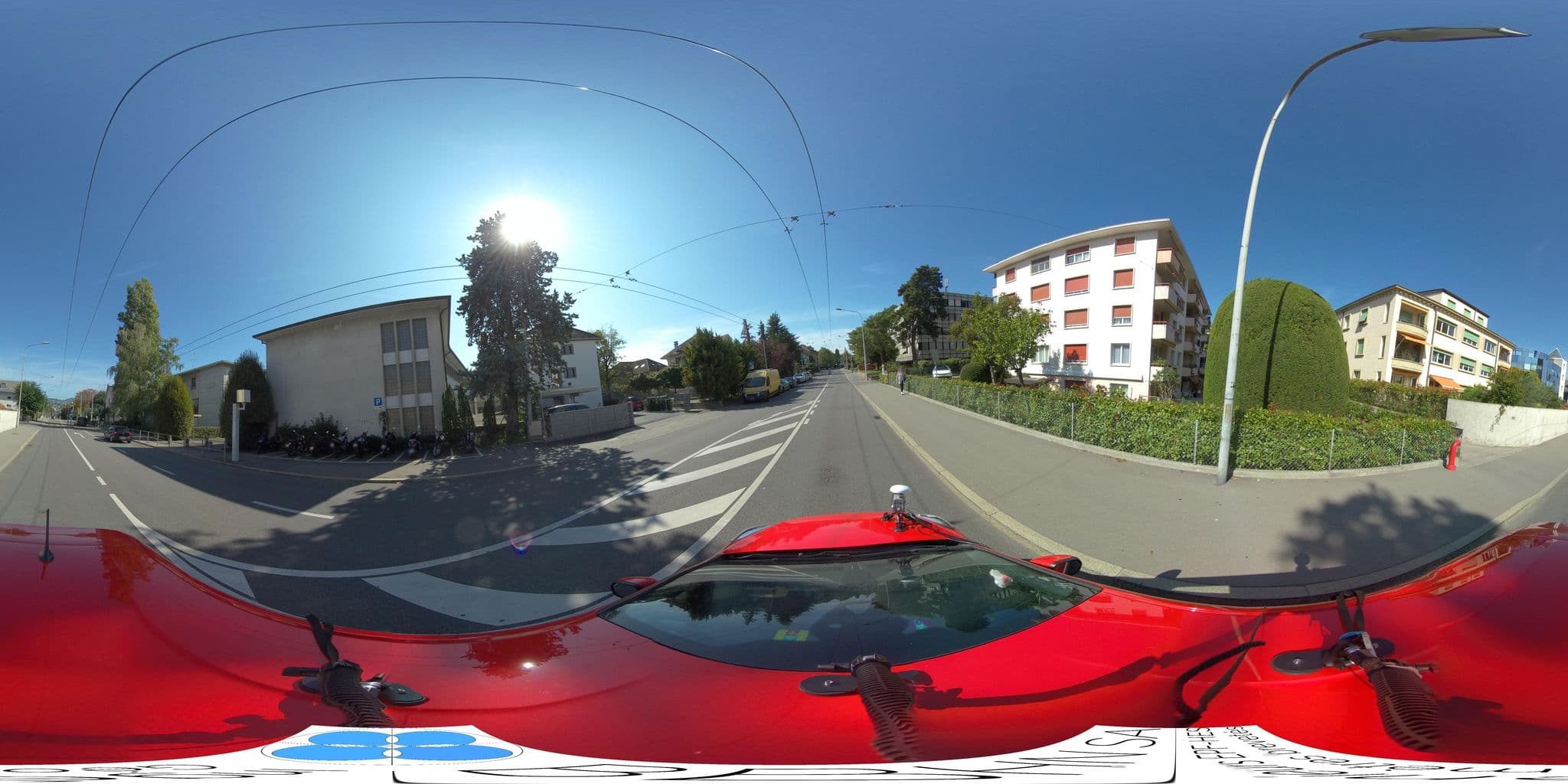 Street view near Hotel De La Forclaz, Pully — © gchapotte (CC BY-SA · Mapillary)