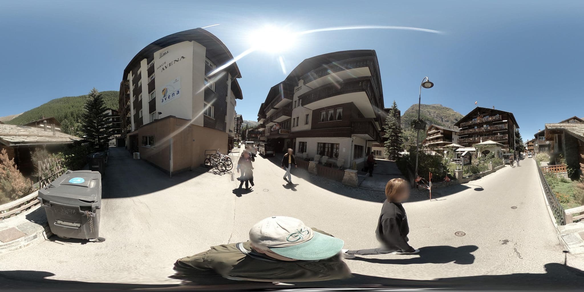 Street view near Eden Garni, Zermatt — © graharg (CC BY-SA · Mapillary)