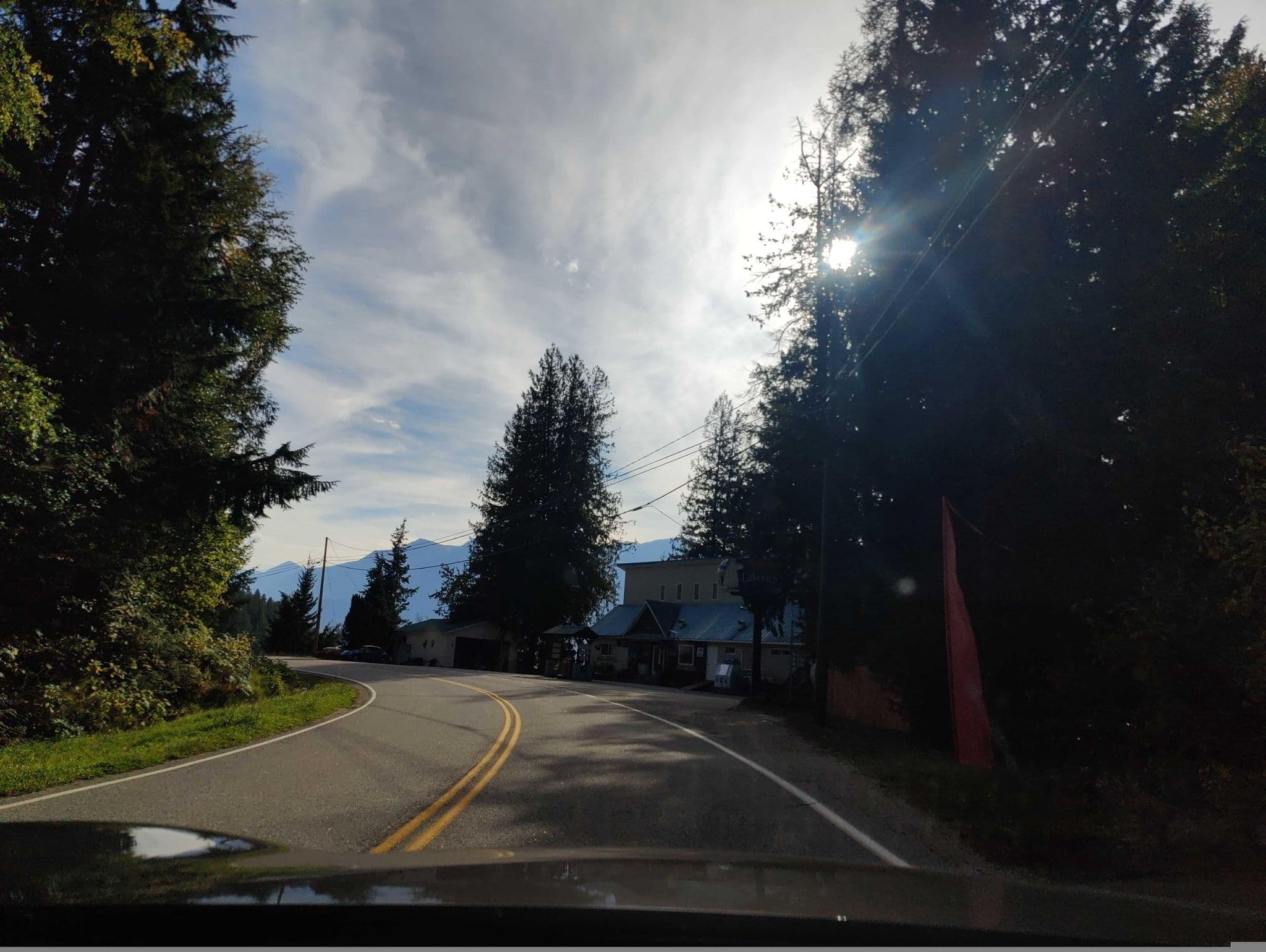 Street view near The Lakeview Store & Campground, Kaslo — © elphix (CC BY-SA · Mapillary)