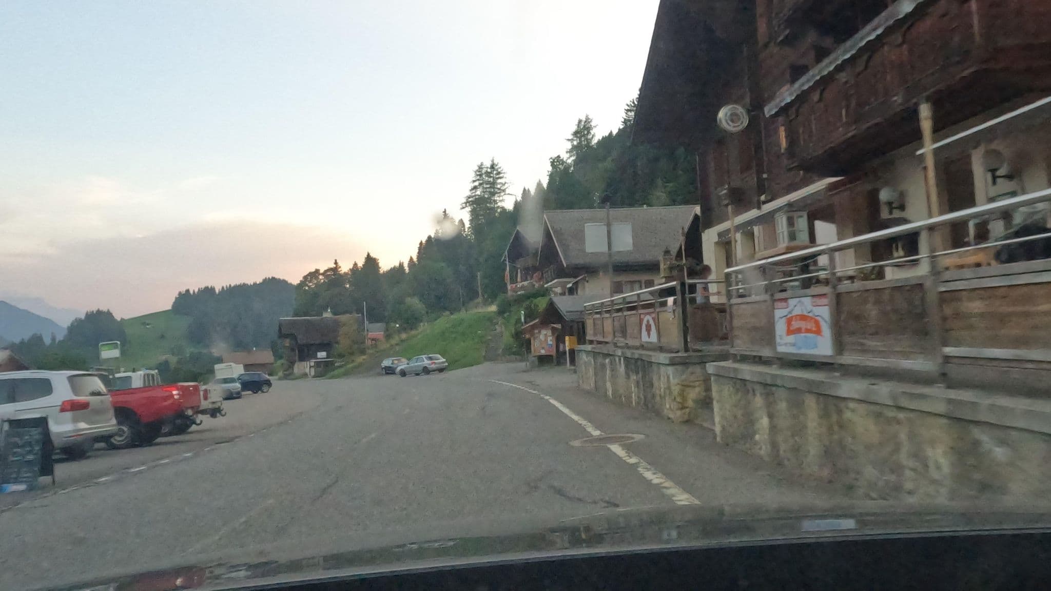 Street view near Auberge de La Comballaz Alianx SA, Leysin — © vinisa (CC BY-SA · Mapillary)