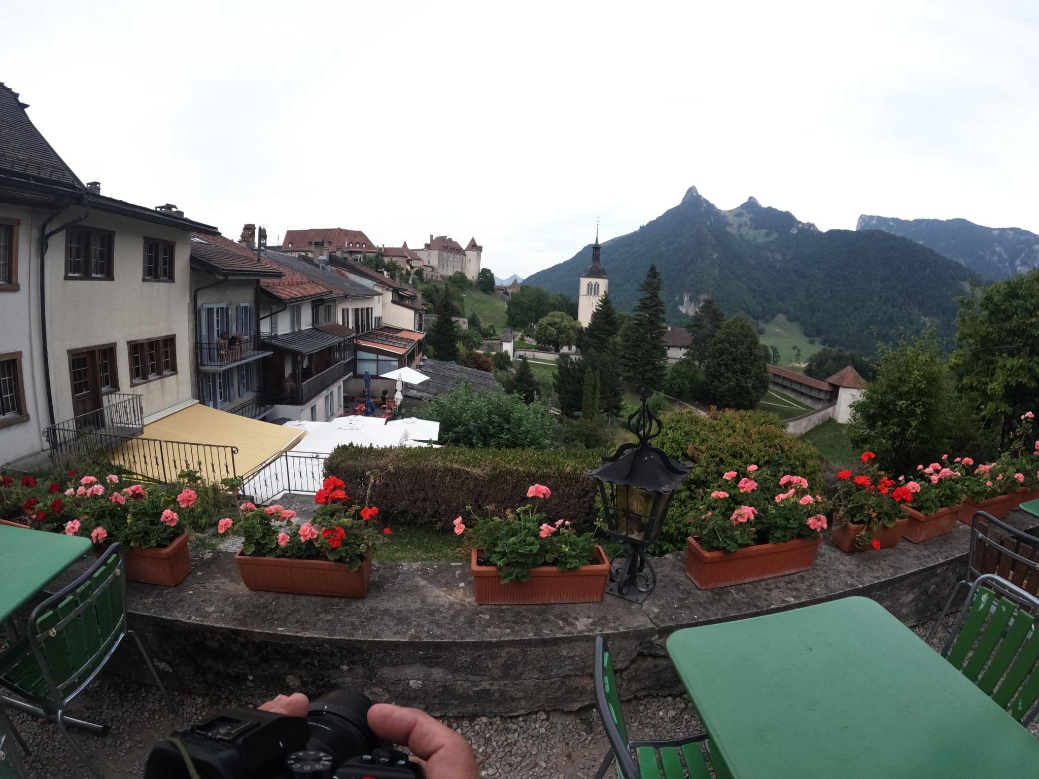 Street view near Office du Tourisme Gruyères, Gruyères — © vinisa (CC BY-SA · Mapillary)