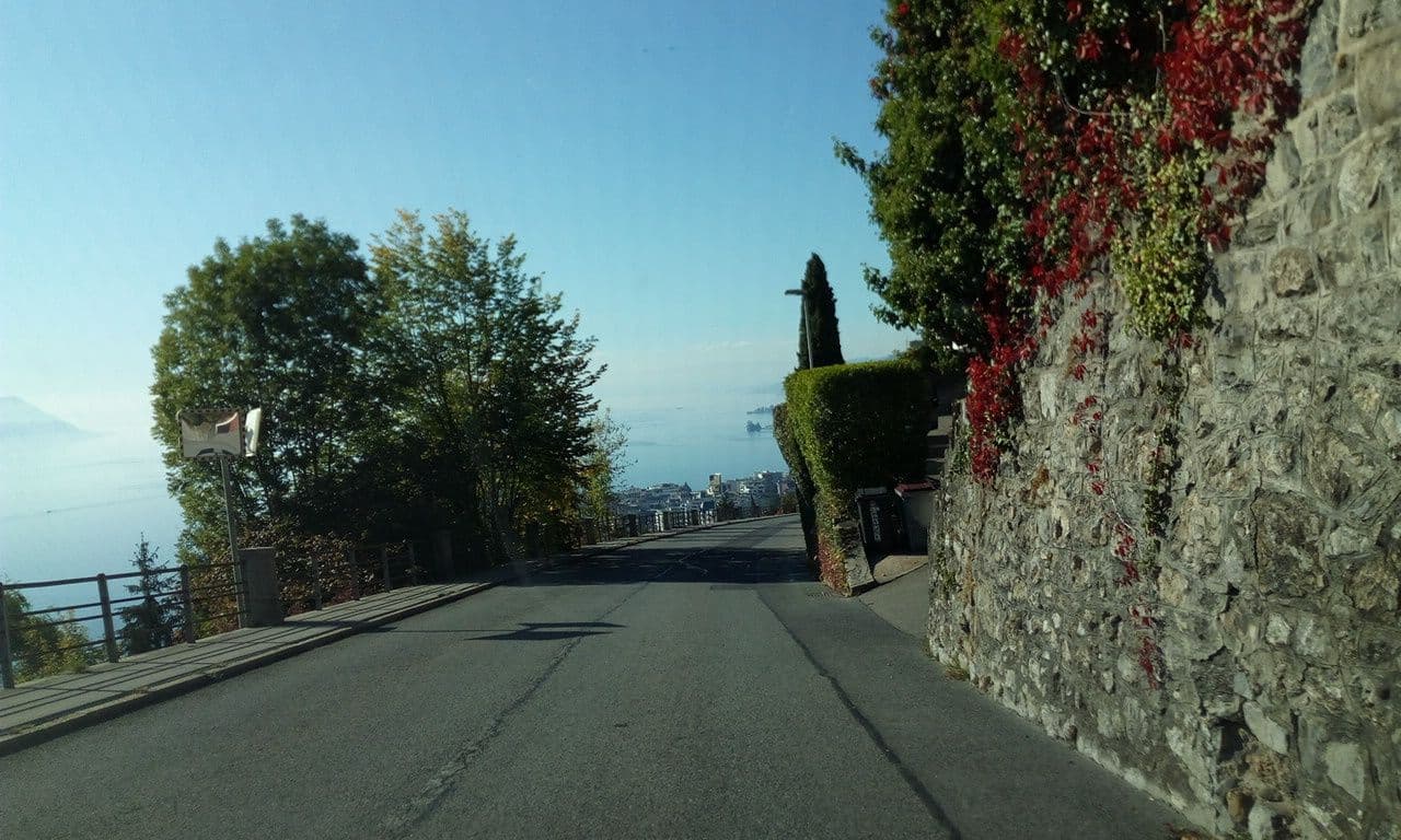 Street view near Apartment Montreux, Caux — © selfishseahorse (CC BY-SA · Mapillary)