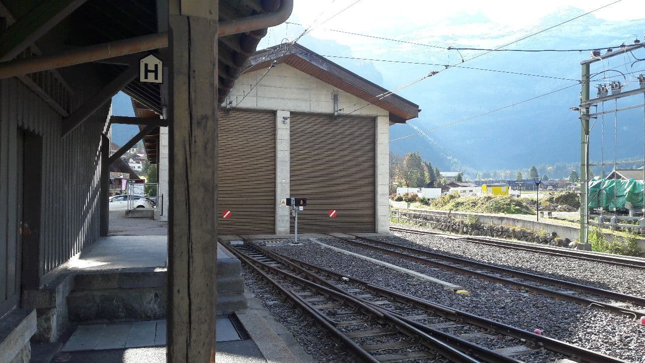 Street view near Hôtel Les Fontaines, Villars-sur-Ollon — © crontab (CC BY-SA · Mapillary)