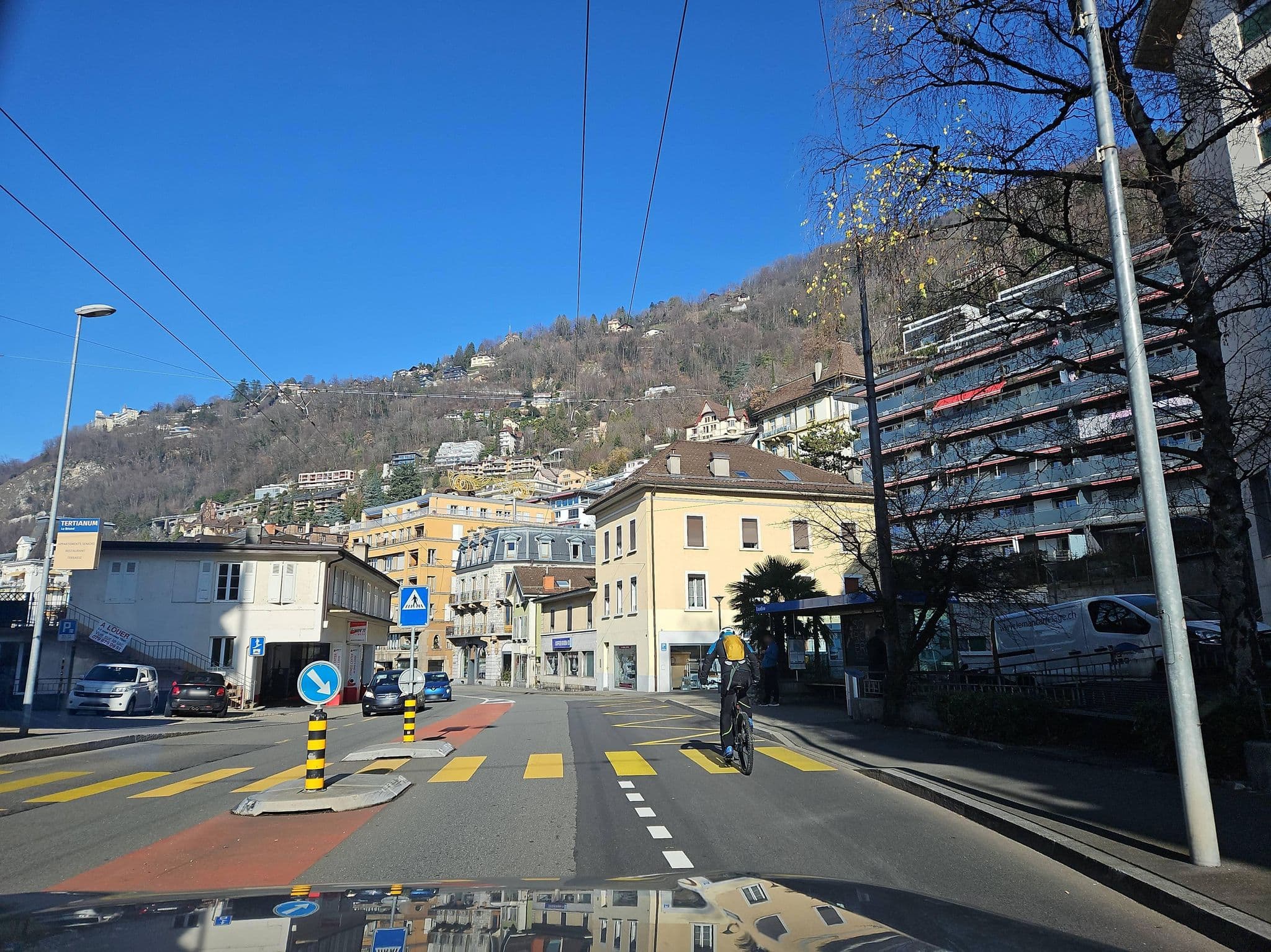 Street view near Tertianum le Bristol, Caux — © Yha1 (CC BY-SA · Mapillary)