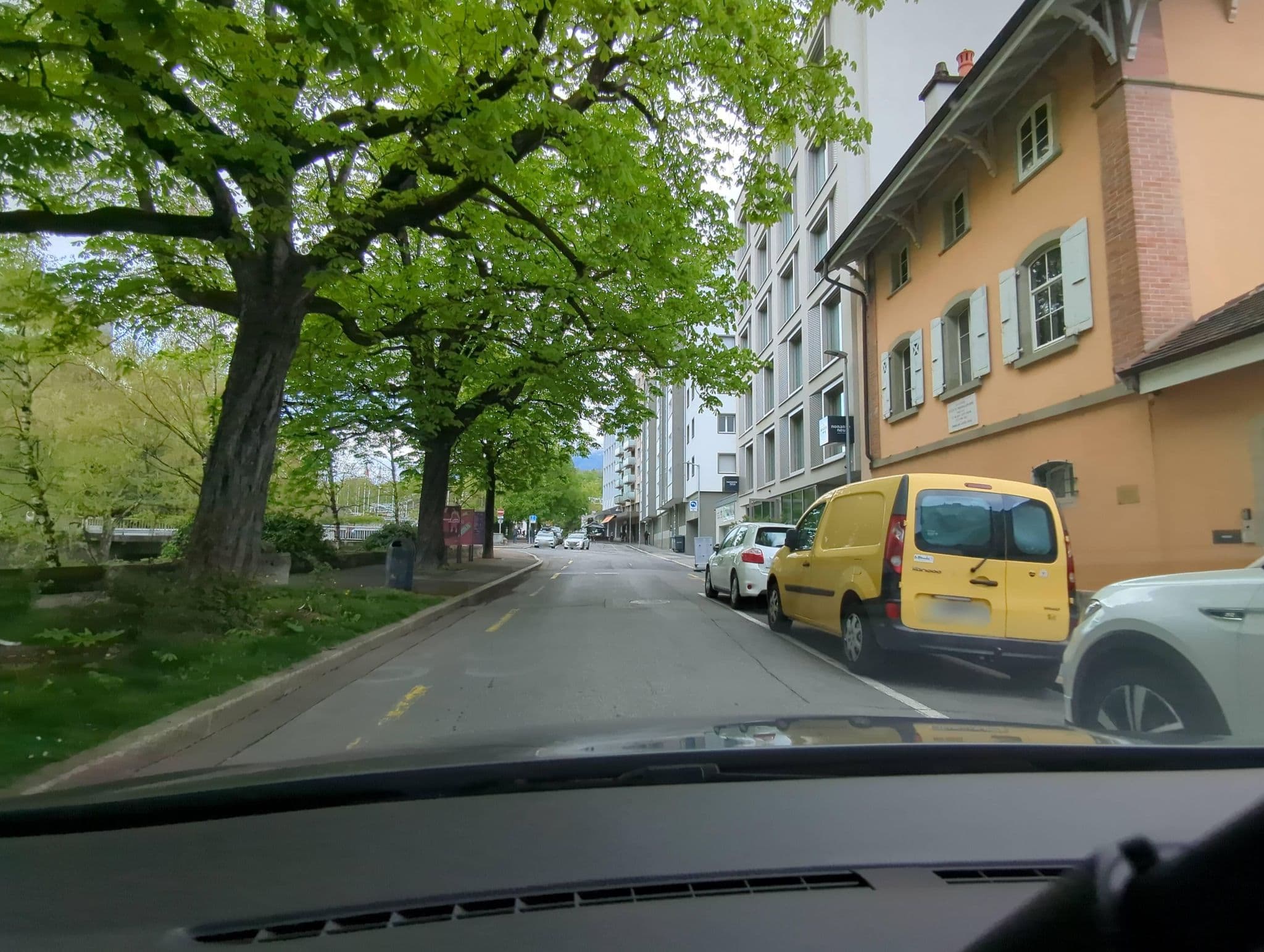 Street view near Base Vevey, Vevey — © Jeankowkow (CC BY-SA · Mapillary)