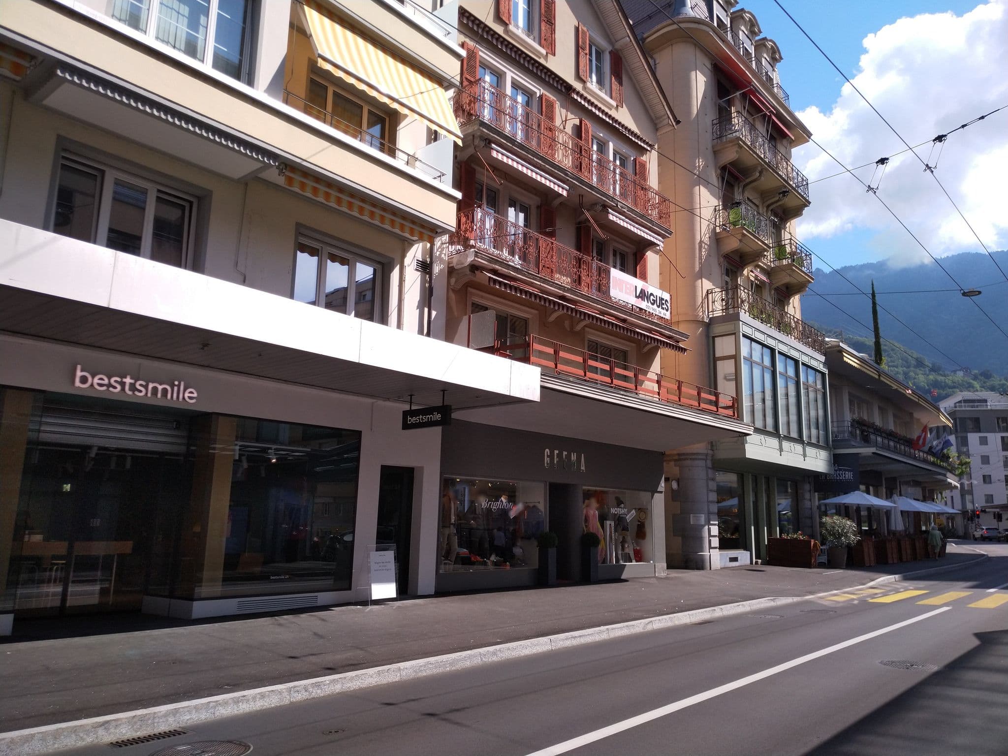 Street view near Montreux 8 EC, Montreux — © pablopita (CC BY-SA · Mapillary)