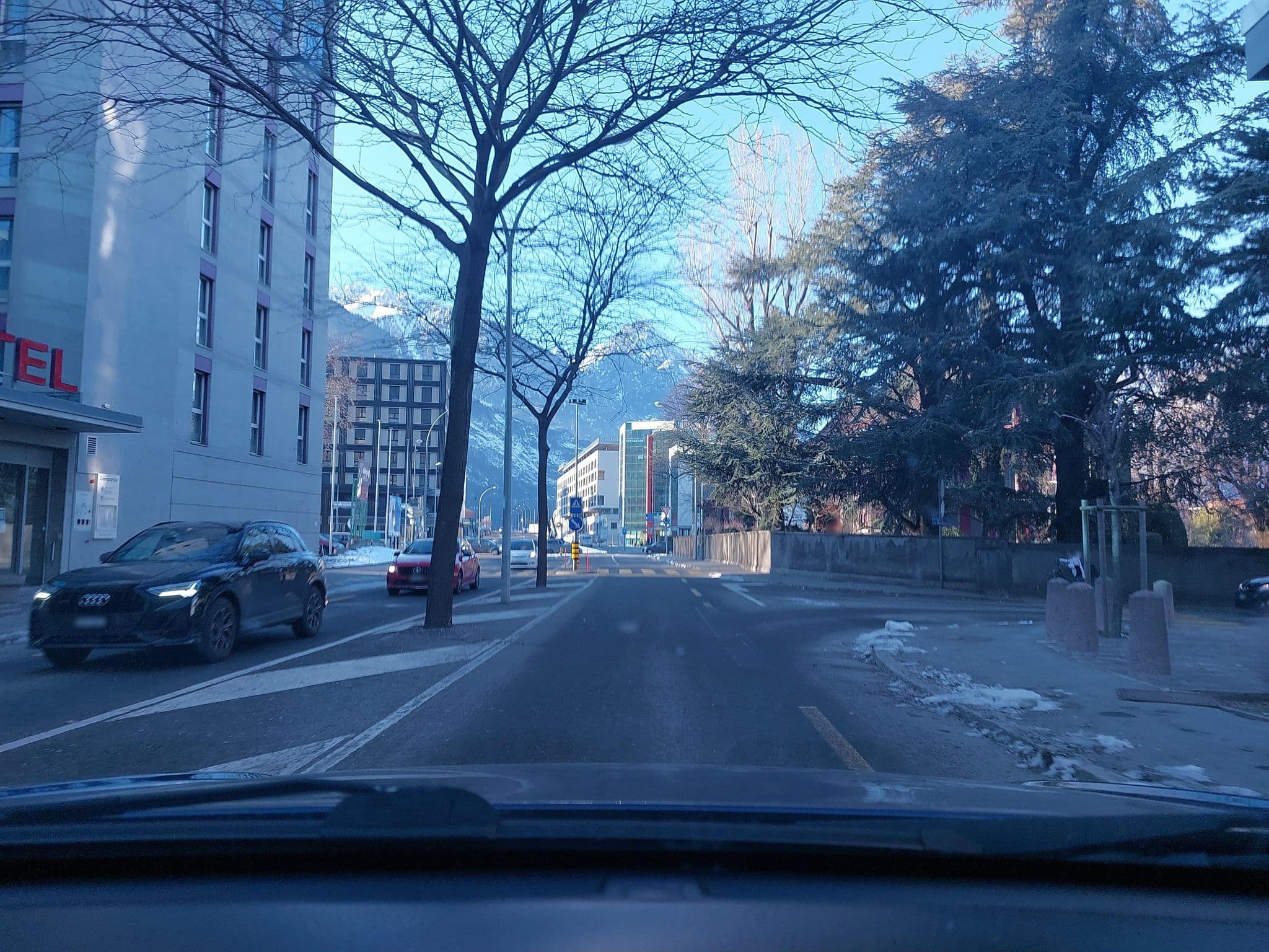Street view near Forclaz Touring Hotel Martigny, Martigny-Ville — © Balbenar (CC BY-SA · Mapillary)