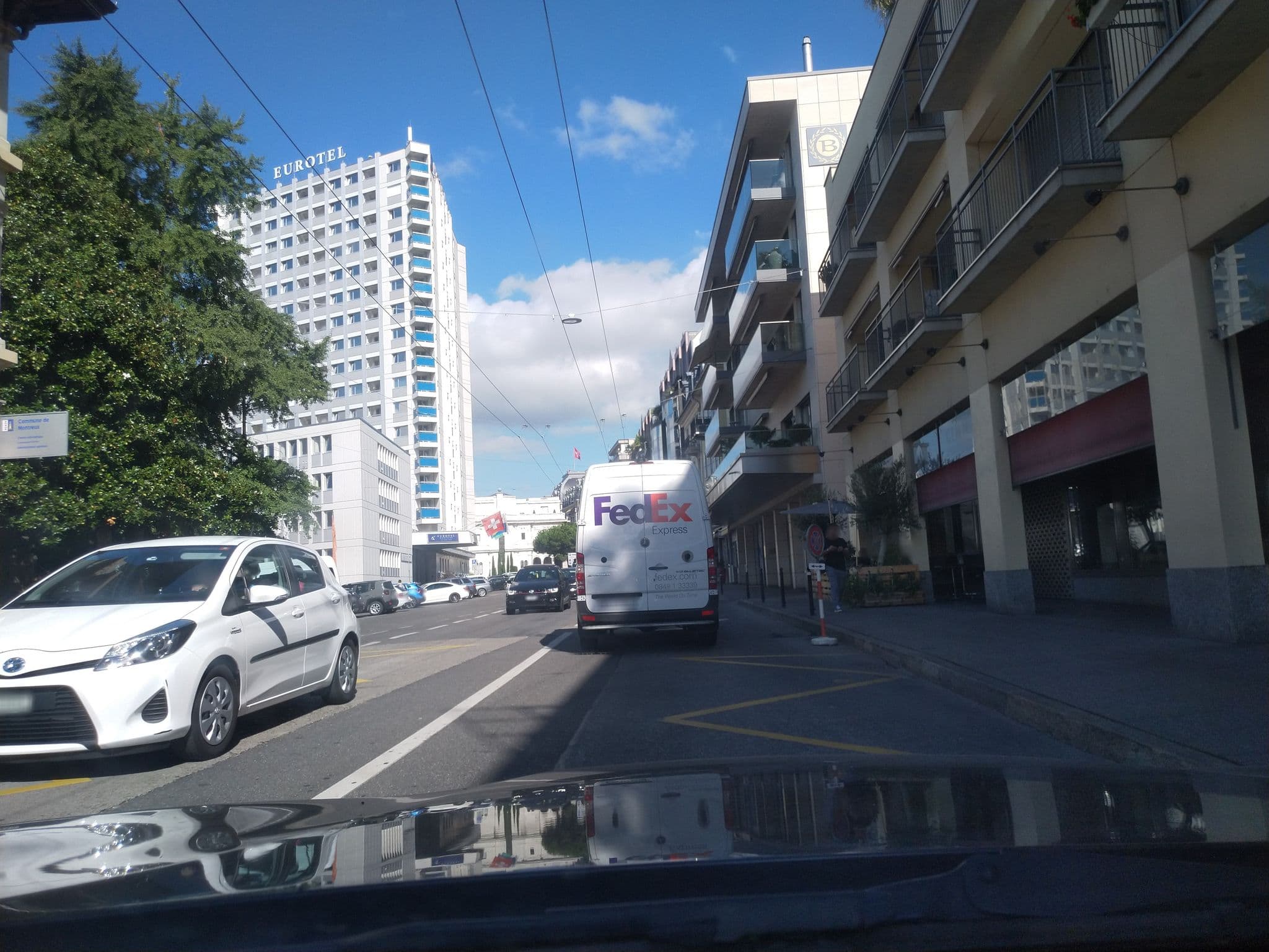 Street view near Hôtel Bon-Accueil, Montreux — © pablopita (CC BY-SA · Mapillary)