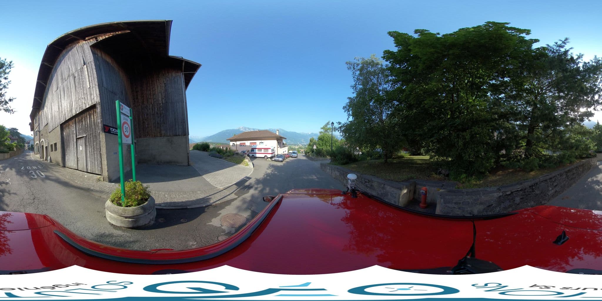 Street view near Eventide, Ollon — © epoc (CC BY-SA · Mapillary)