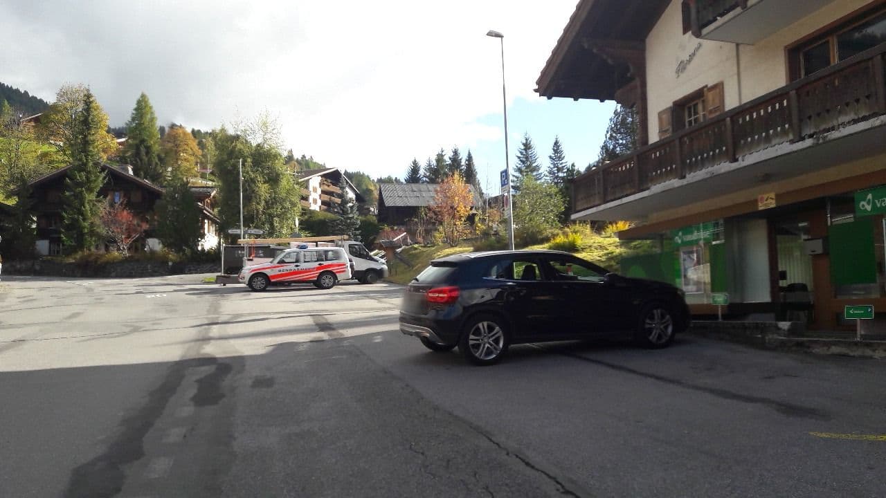 Street view near Hôtel des Diablerets, Villars-sur-Ollon — © crontab (CC BY-SA · Mapillary)