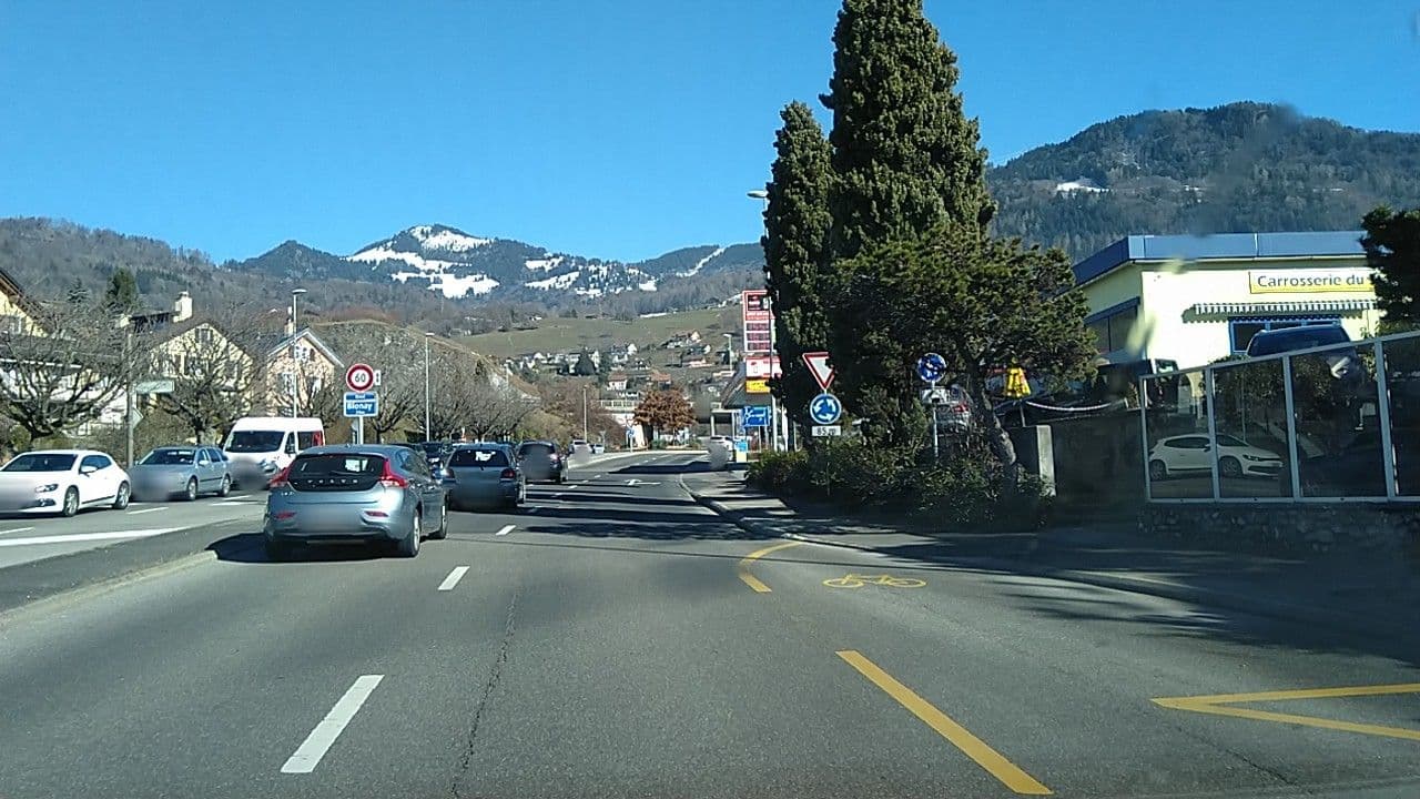 Street view near Minotel De Chailly Hotel Montreux, Blonay — © selfishseahorse (CC BY-SA · Mapillary)