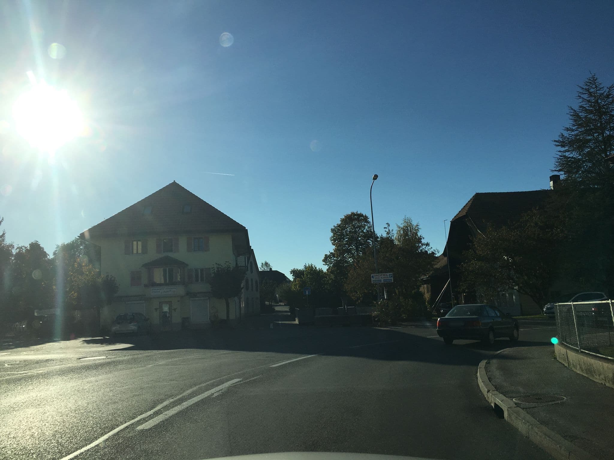 Street view near Croix Blanche, Vuadens — © chuck (CC BY-SA · Mapillary)