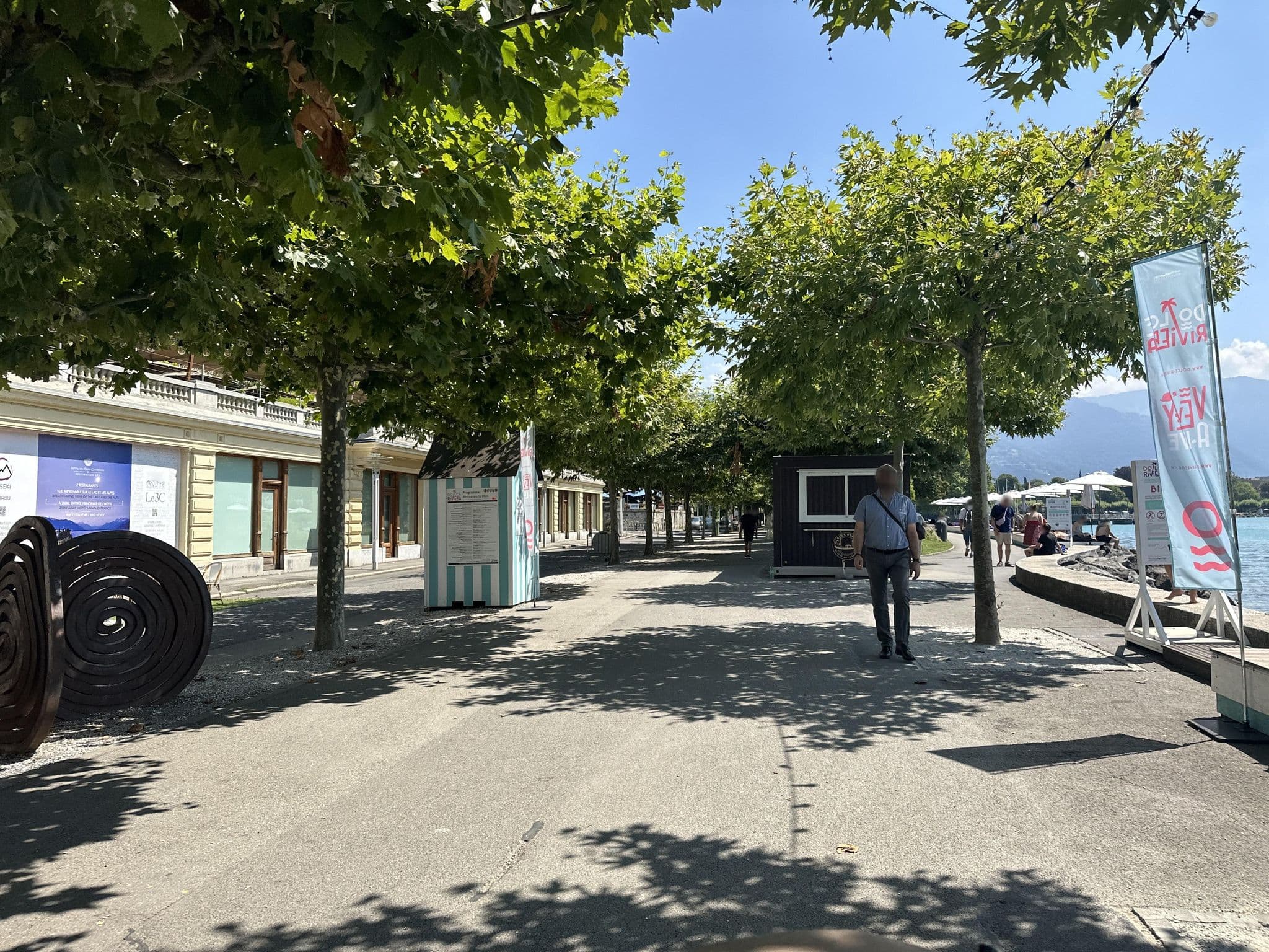 Street view near Hôtel les 3 couronnes, Vevey, Vevey — © RSTQ (CC BY-SA · Mapillary)