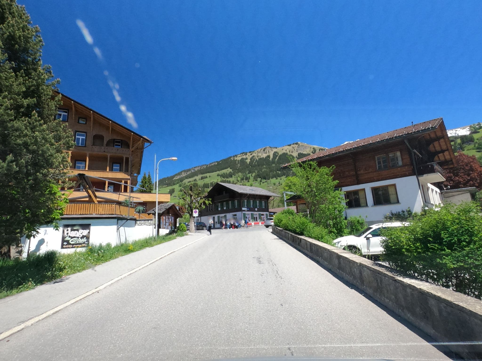 Street view near Ferienlenk Mountain Village, Lenk — © canadarunner (CC BY-SA · Mapillary)