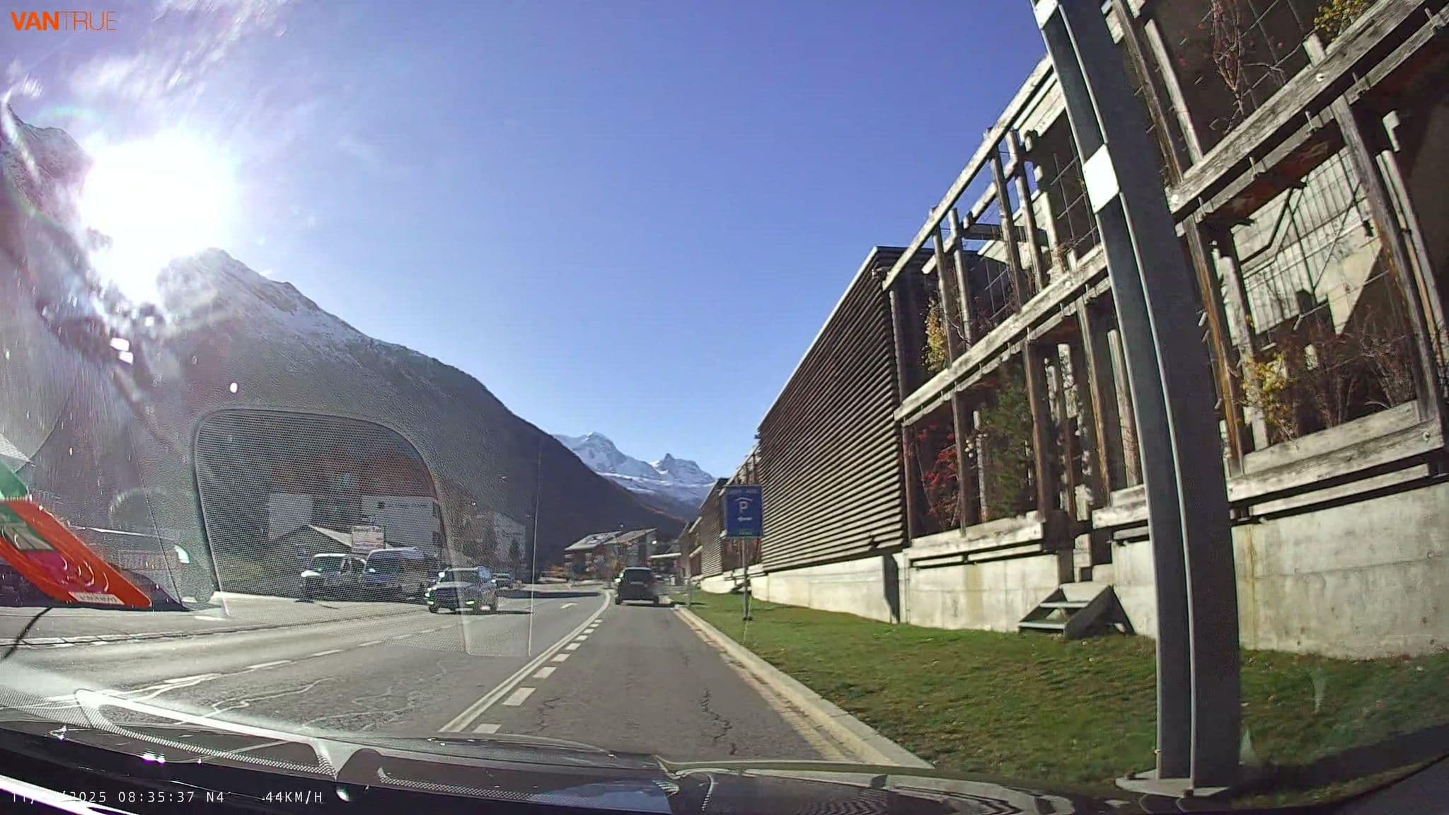Street view near Lauber Ady, Zermatt — © fcignat (CC BY-SA · Mapillary)