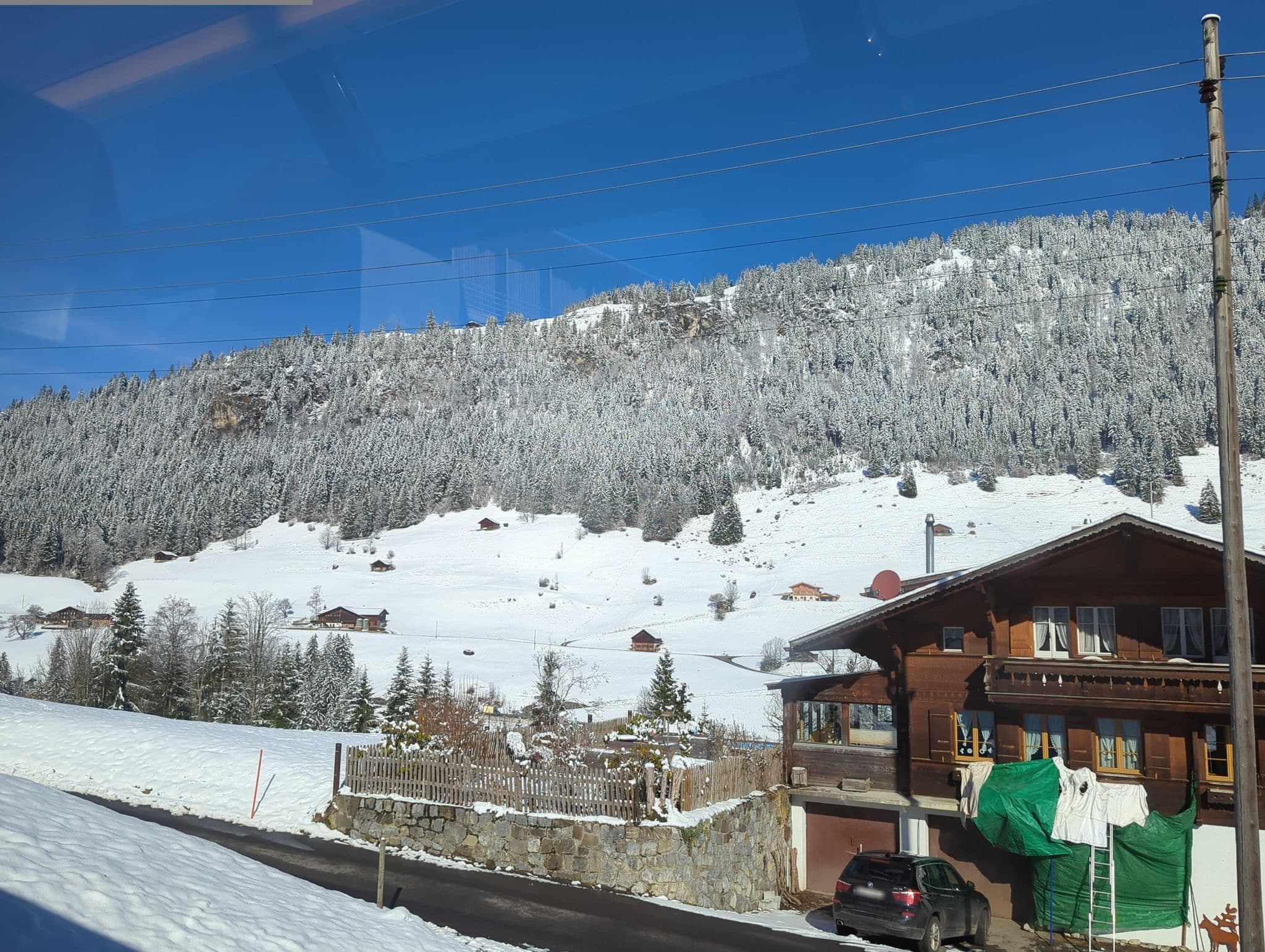 Street view near Chalet Waldmatte, Zweisimmen — © oeschinen (CC BY-SA · Mapillary)